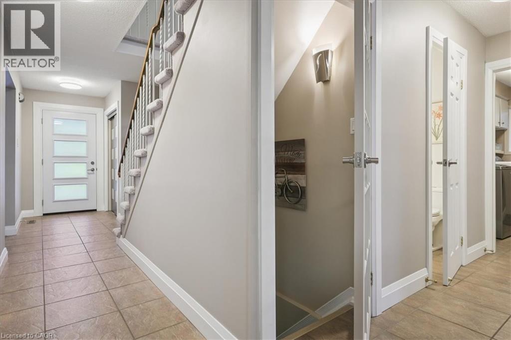 2387 Rushbury Court, Burlington, Ontario  L7P 3V8 - Photo 31 - 40806342