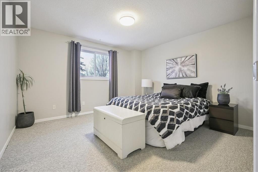 2387 Rushbury Court, Burlington, Ontario  L7P 3V8 - Photo 30 - 40806342