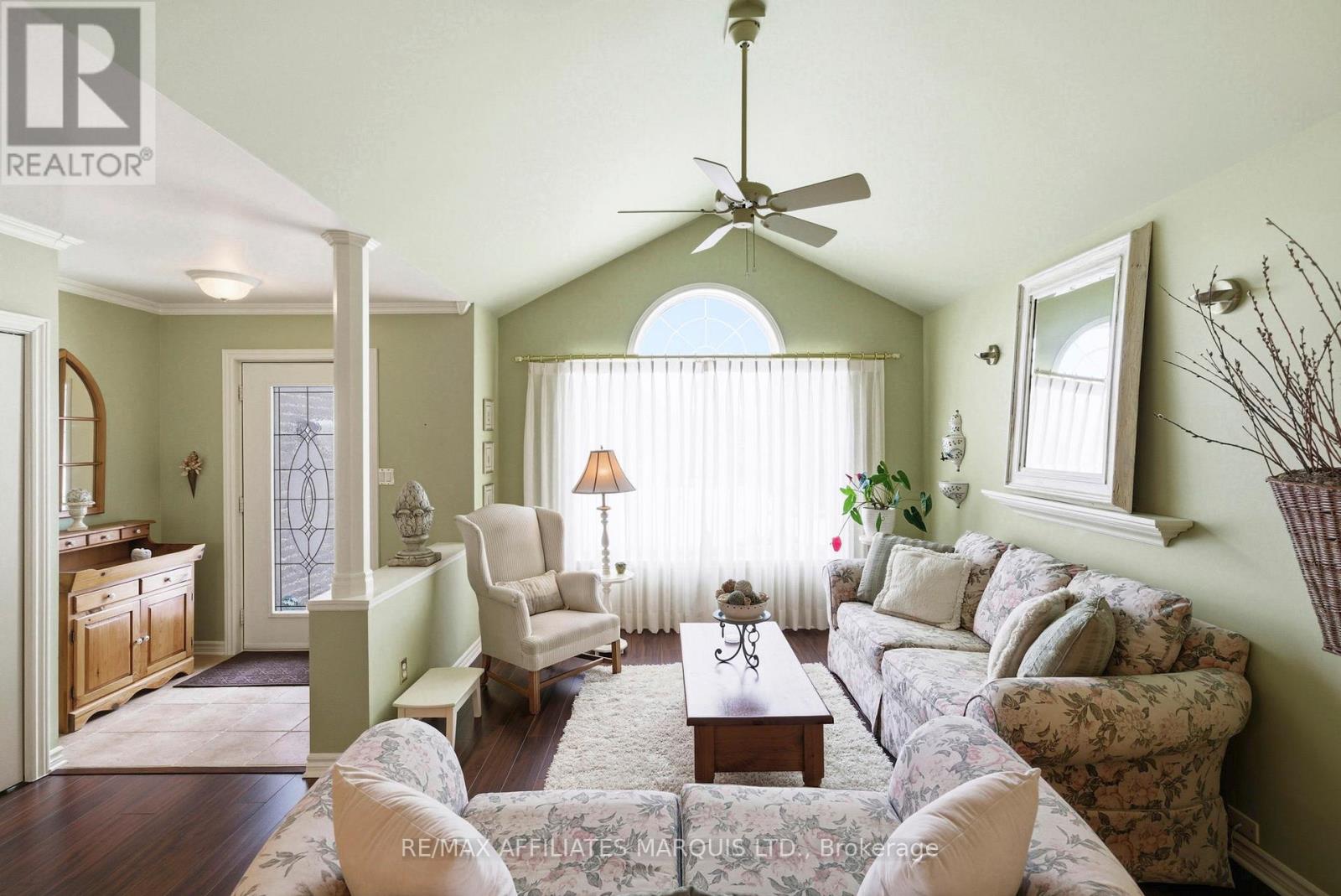 47 Barnhart Drive, South Stormont, Ontario  K0C 1P0 - Photo 6 - X12805194