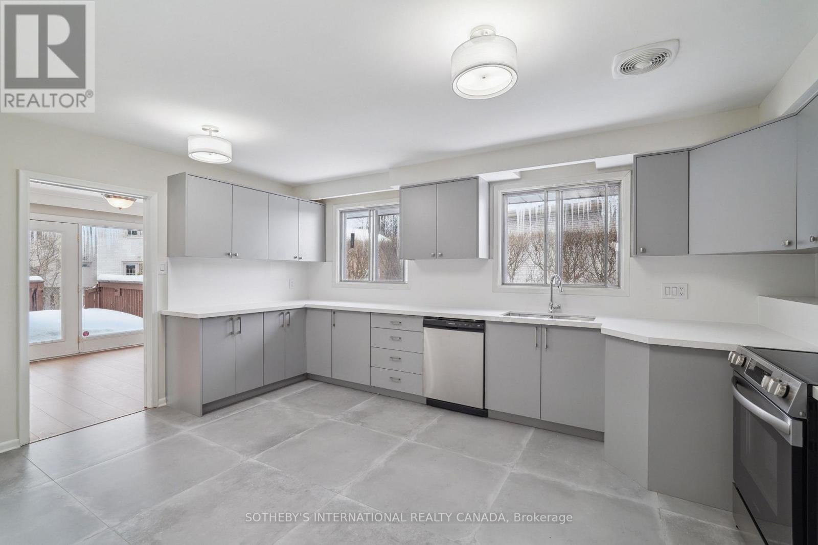 201 Fenn Avenue, Toronto, Ontario  M2P 1Y1 - Photo 14 - C12805048