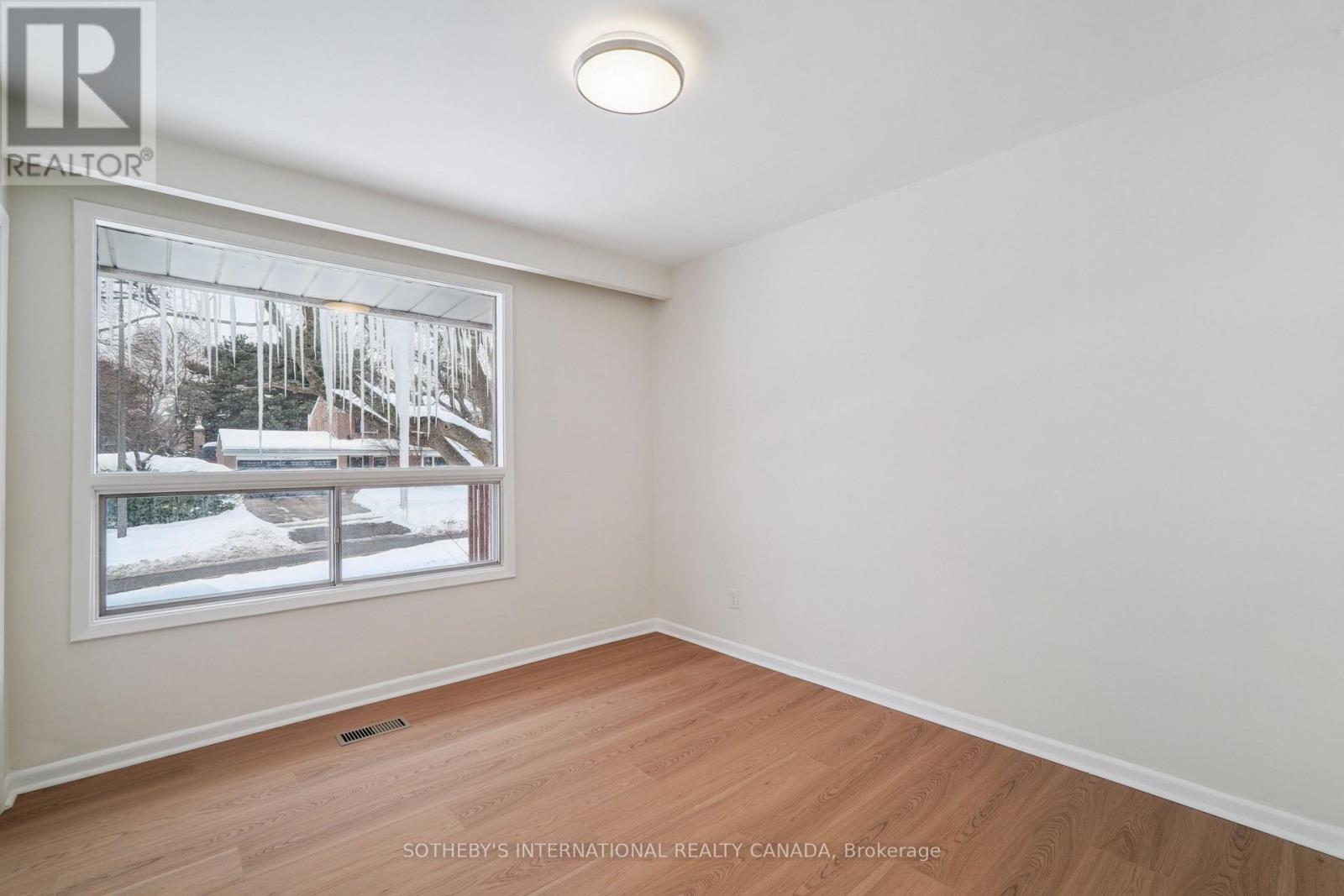 201 Fenn Avenue, Toronto, Ontario  M2P 1Y1 - Photo 15 - C12805048