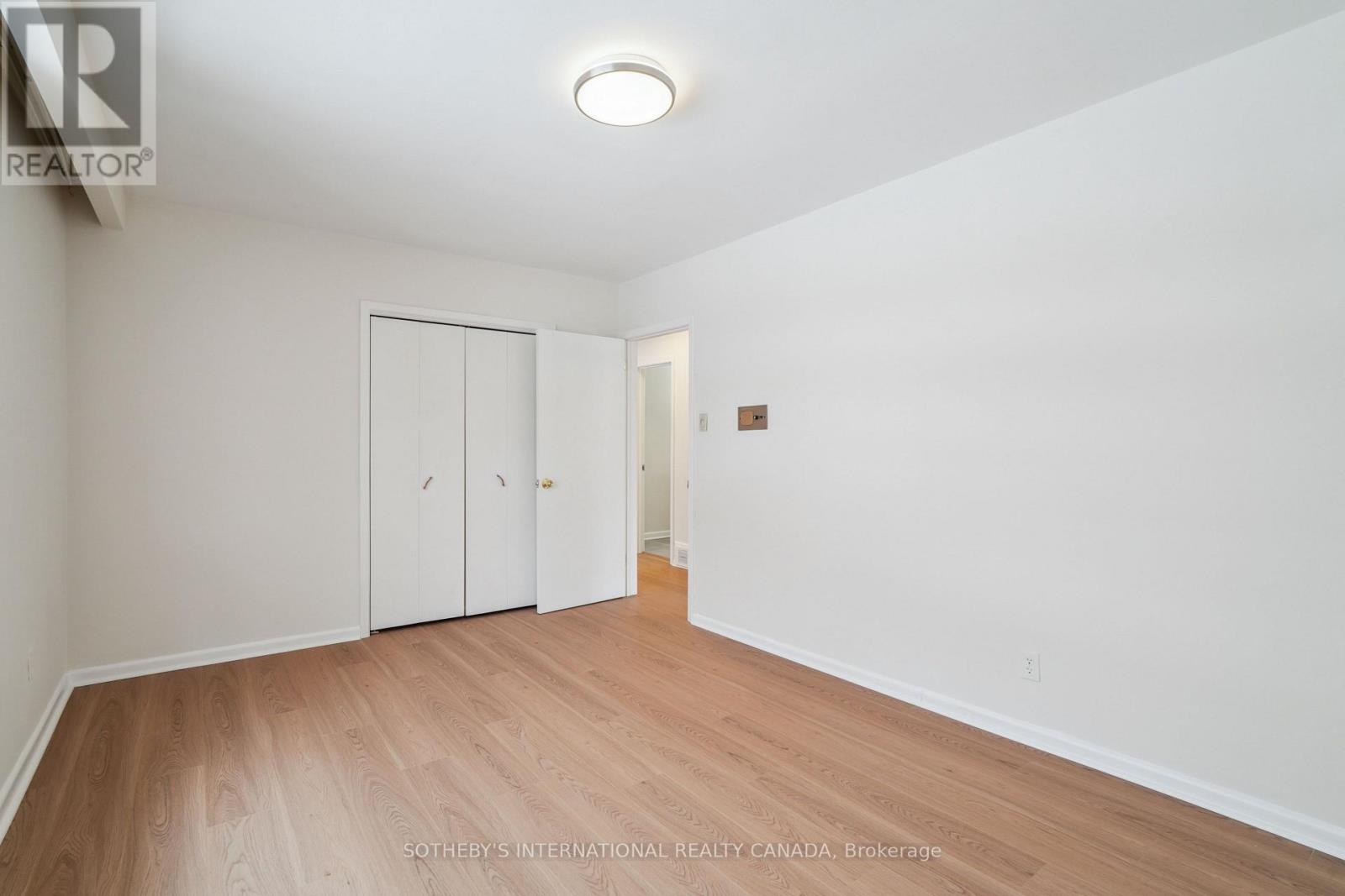 201 Fenn Avenue, Toronto, Ontario  M2P 1Y1 - Photo 17 - C12805048