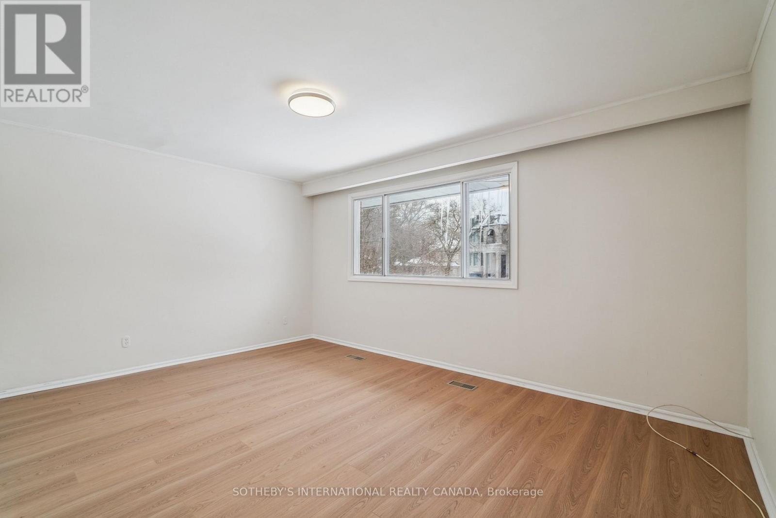 201 Fenn Avenue, Toronto, Ontario  M2P 1Y1 - Photo 18 - C12805048