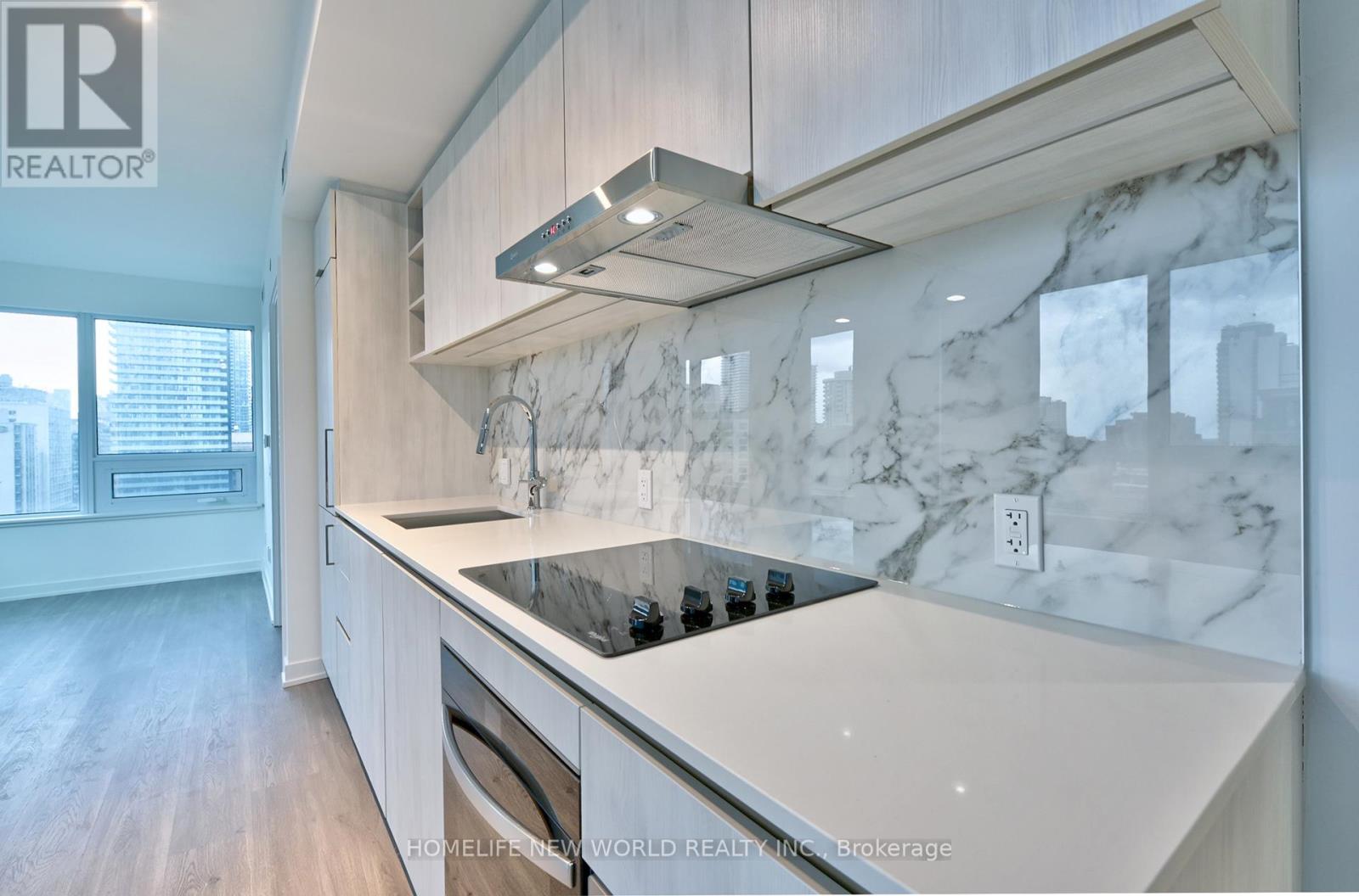 1512 - 8 Wellesley Street W, Toronto, Ontario  M4Y 0J5 - Photo 10 - C12805188