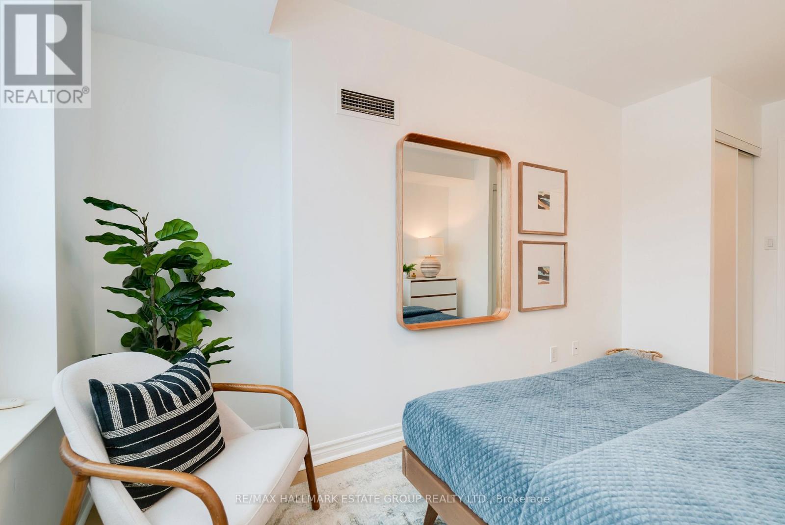 723 - 28 William Carson Crescent, Toronto, Ontario  M2P 2H1 - Photo 28 - C12805210