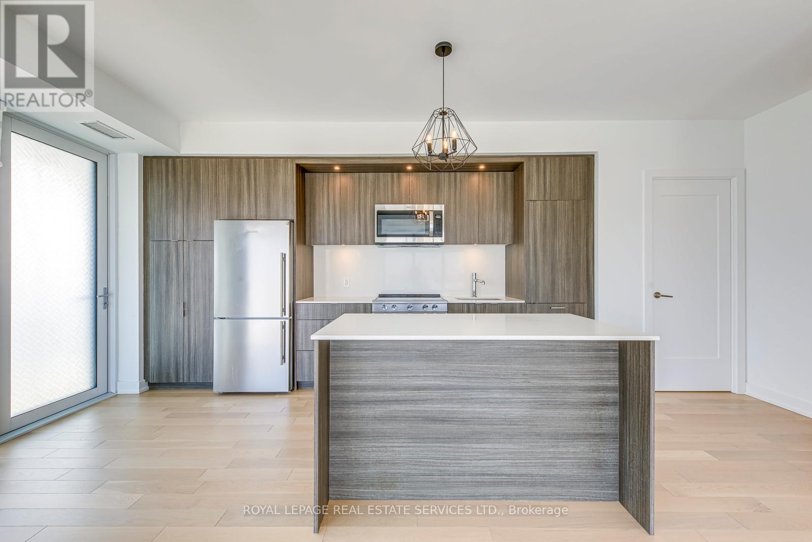 1604 - 30 Inn On The Park Drive, Toronto, Ontario  M3C 0P7 - Photo 11 - C12805224