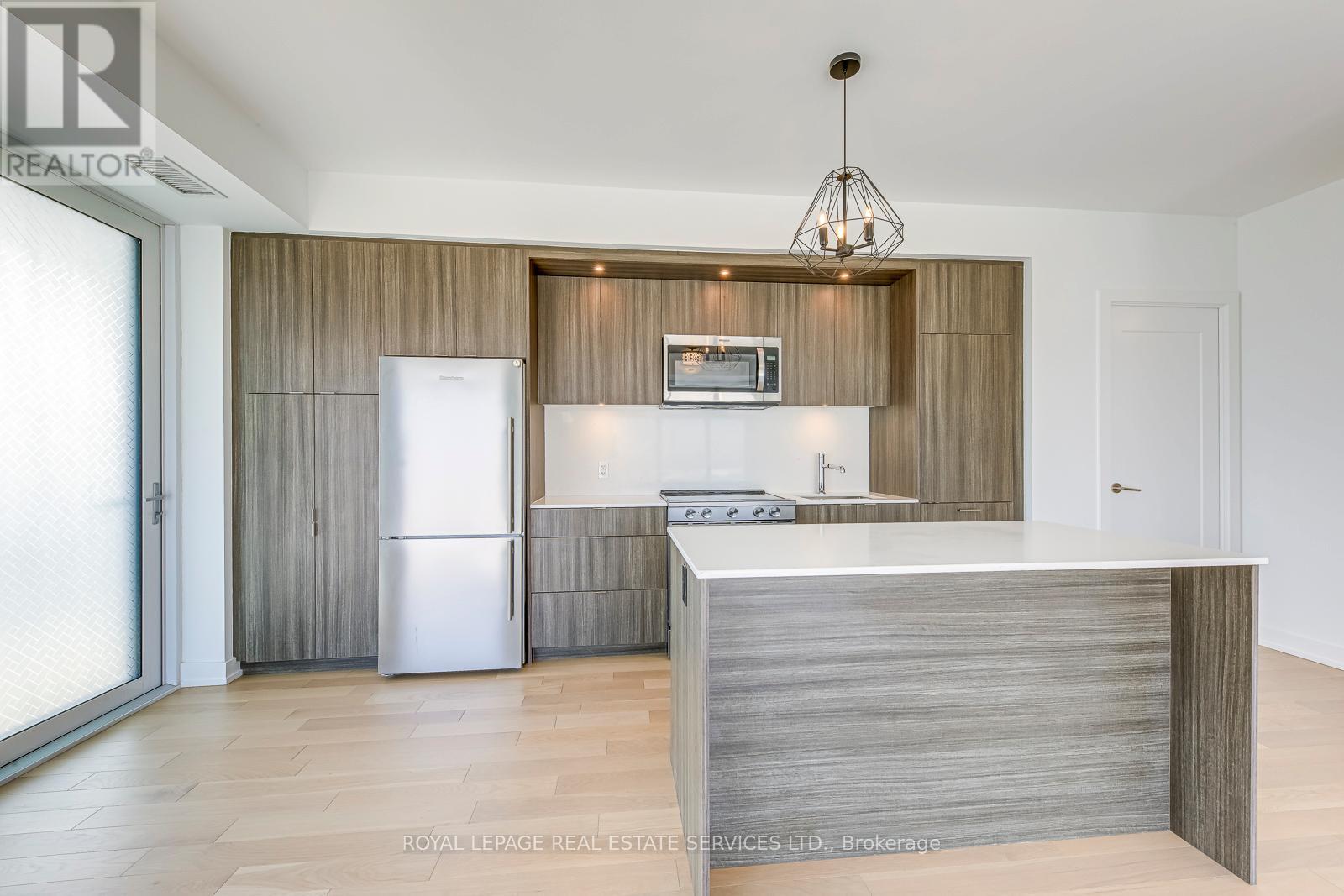 1604 - 30 Inn On The Park Drive, Toronto, Ontario  M3C 0P7 - Photo 12 - C12805224