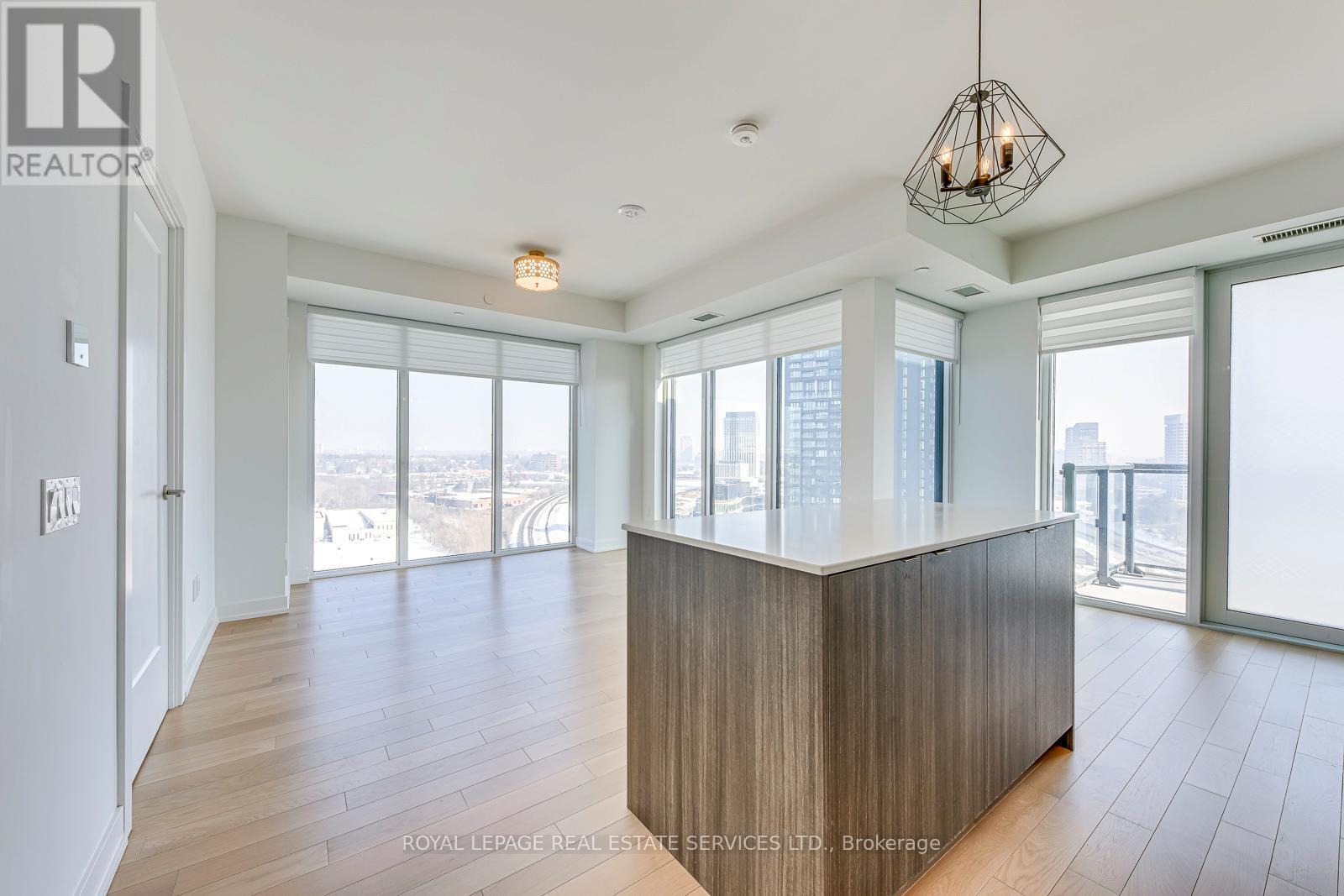 1604 - 30 Inn On The Park Drive, Toronto, Ontario  M3C 0P7 - Photo 16 - C12805224