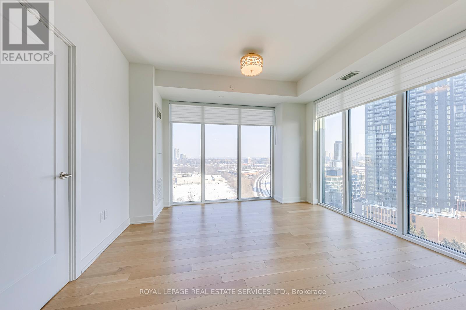 1604 - 30 Inn On The Park Drive, Toronto, Ontario  M3C 0P7 - Photo 18 - C12805224