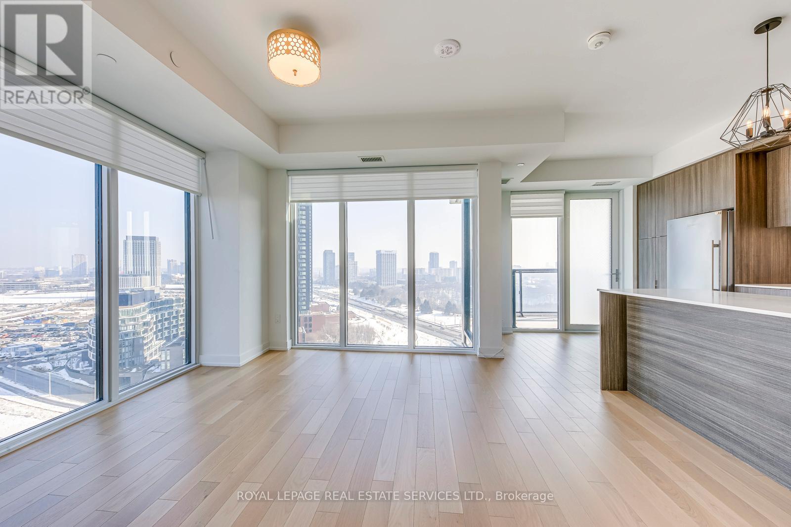 1604 - 30 Inn On The Park Drive, Toronto, Ontario  M3C 0P7 - Photo 19 - C12805224