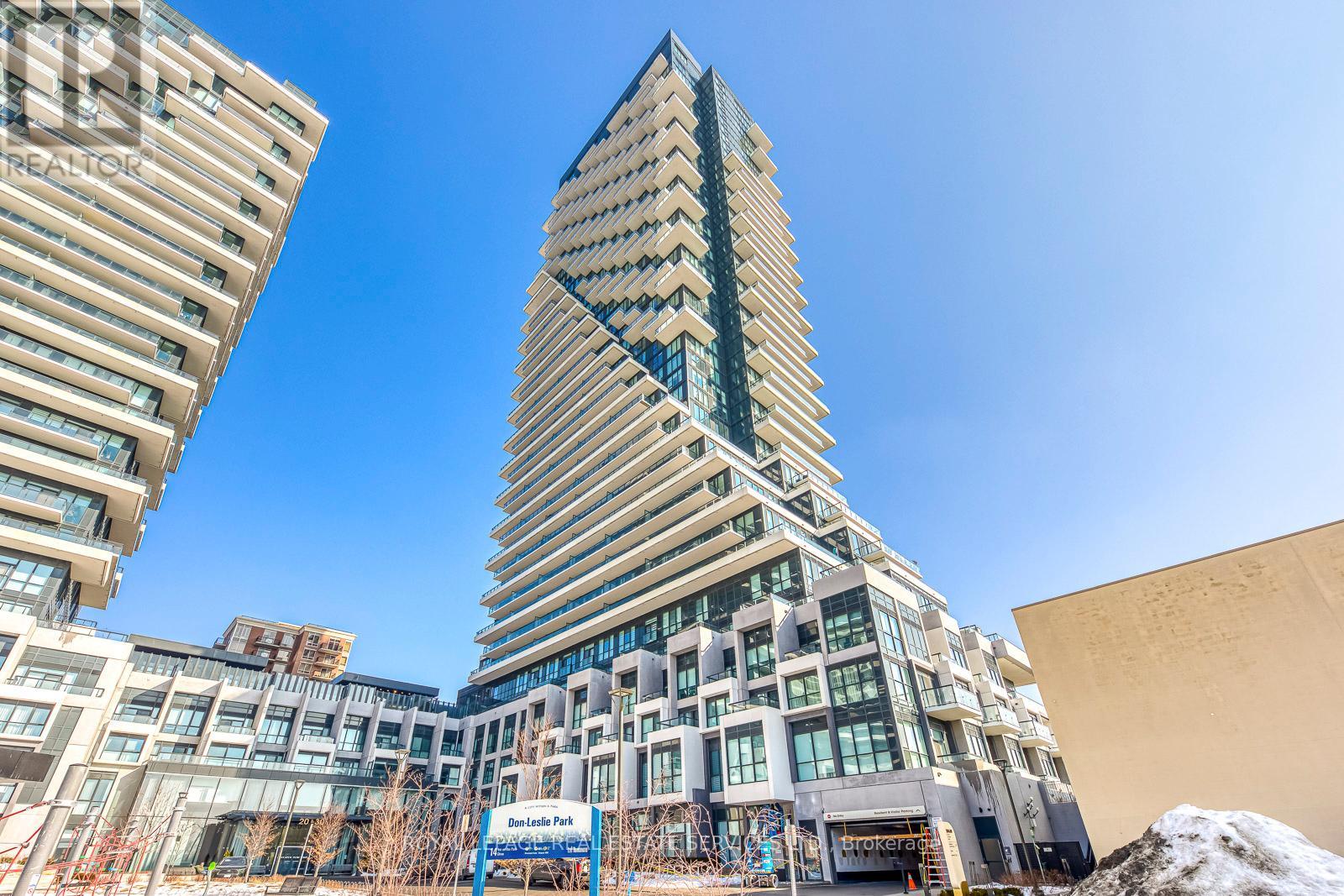 1604 - 30 Inn On The Park Drive, Toronto, Ontario  M3C 0P7 - Photo 2 - C12805224