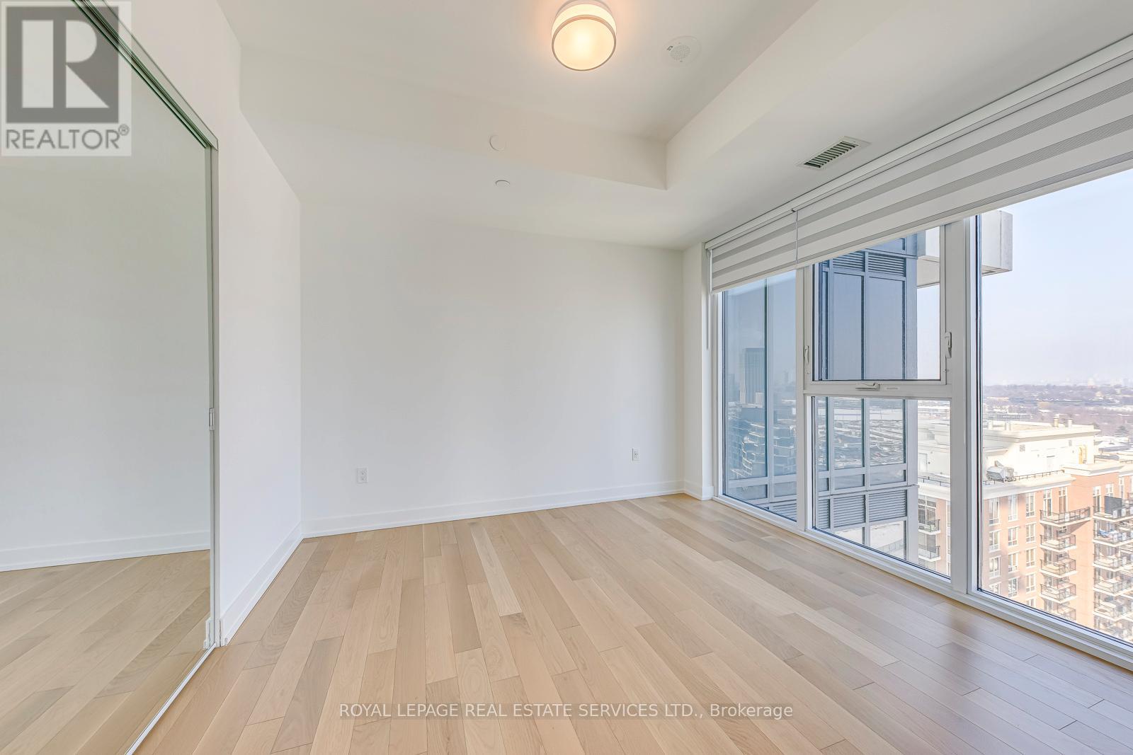 1604 - 30 Inn On The Park Drive, Toronto, Ontario  M3C 0P7 - Photo 31 - C12805224