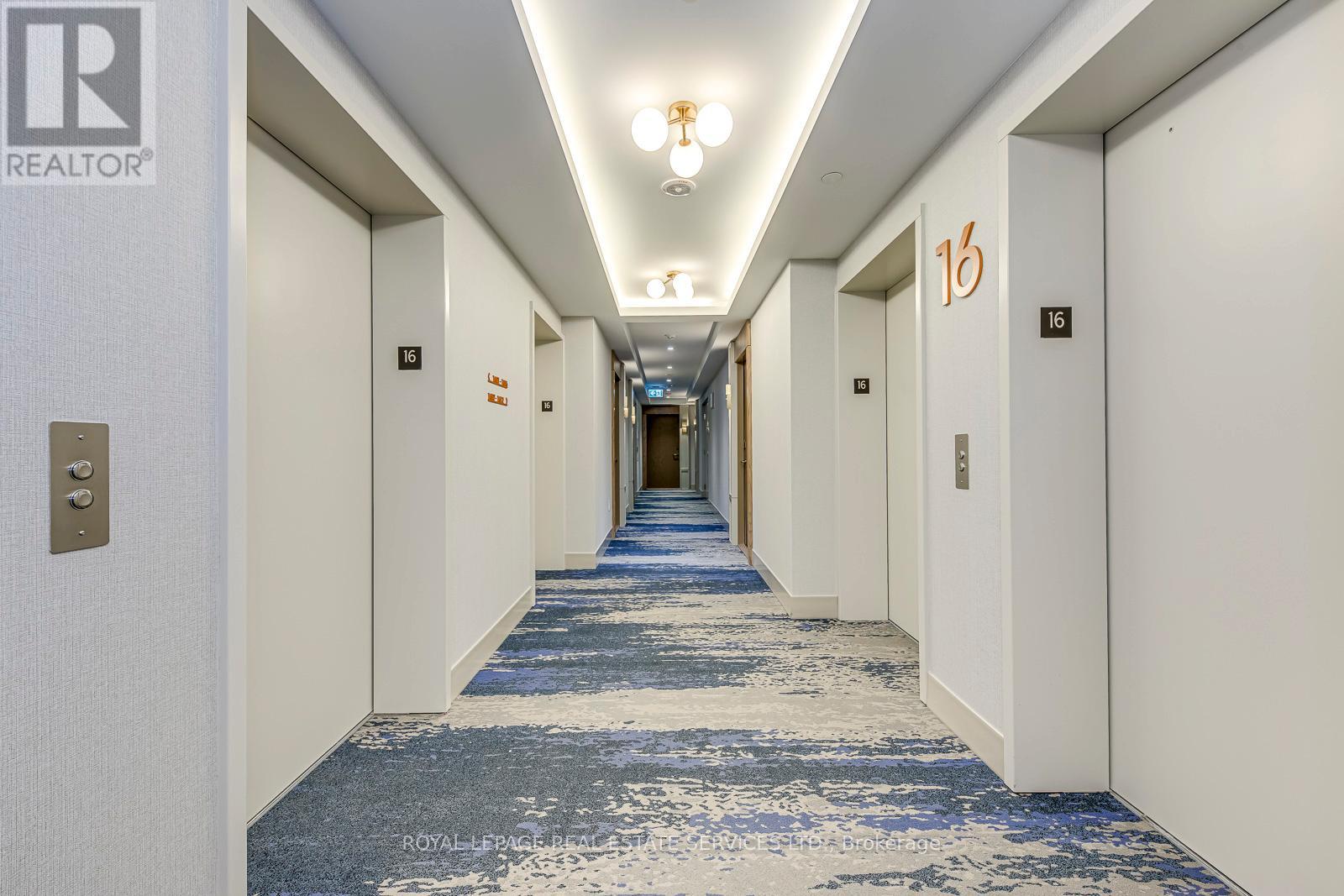 1604 - 30 Inn On The Park Drive, Toronto, Ontario  M3C 0P7 - Photo 5 - C12805224