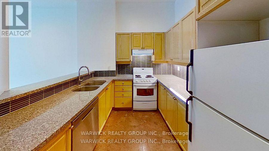 2210 - 7 King Street E, Toronto, Ontario  M5C 3C5 - Photo 4 - C12805234