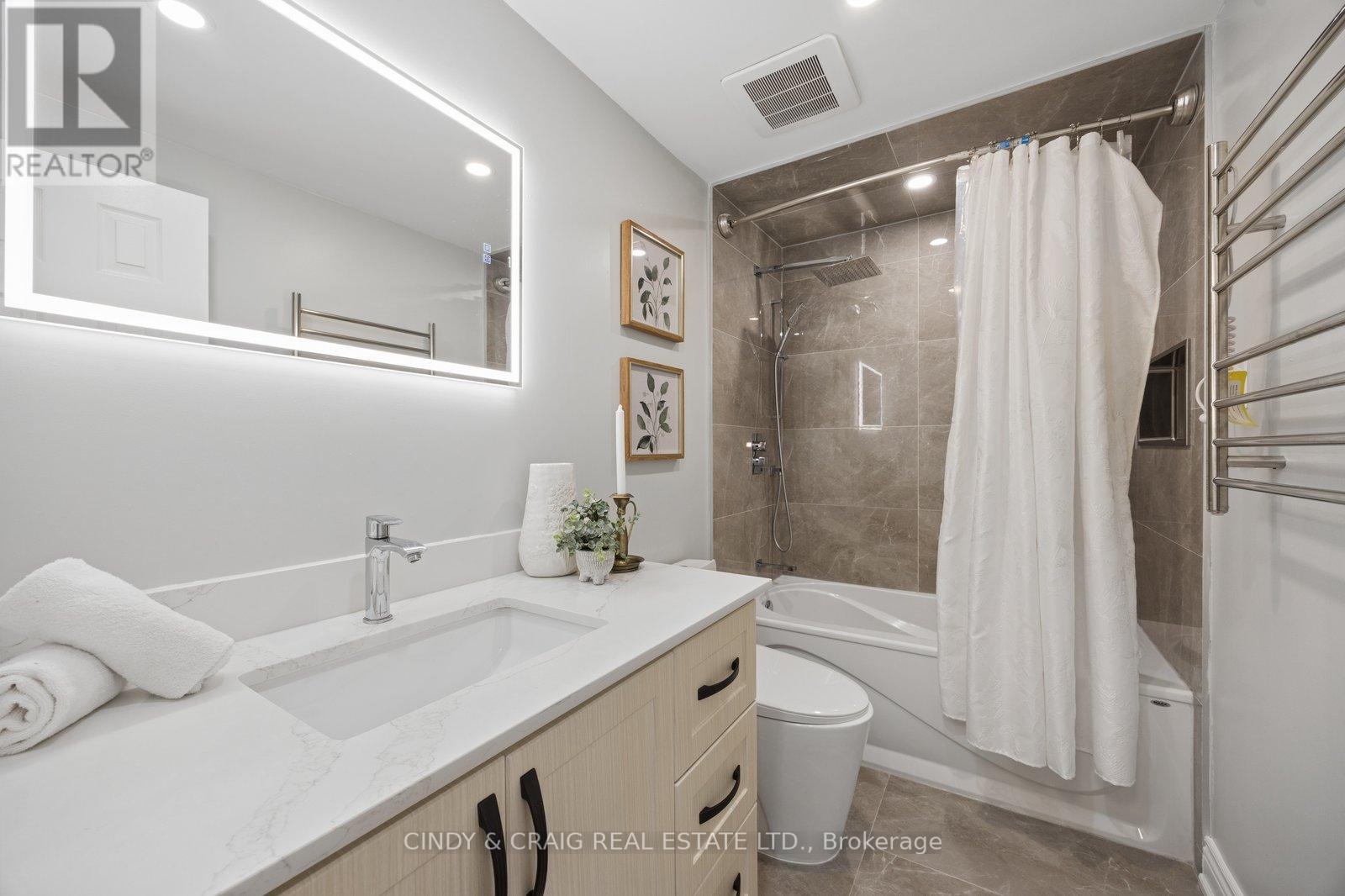 107 Hemingford Place, Whitby, Ontario  L1R 1G2 - Photo 16 - E12805070