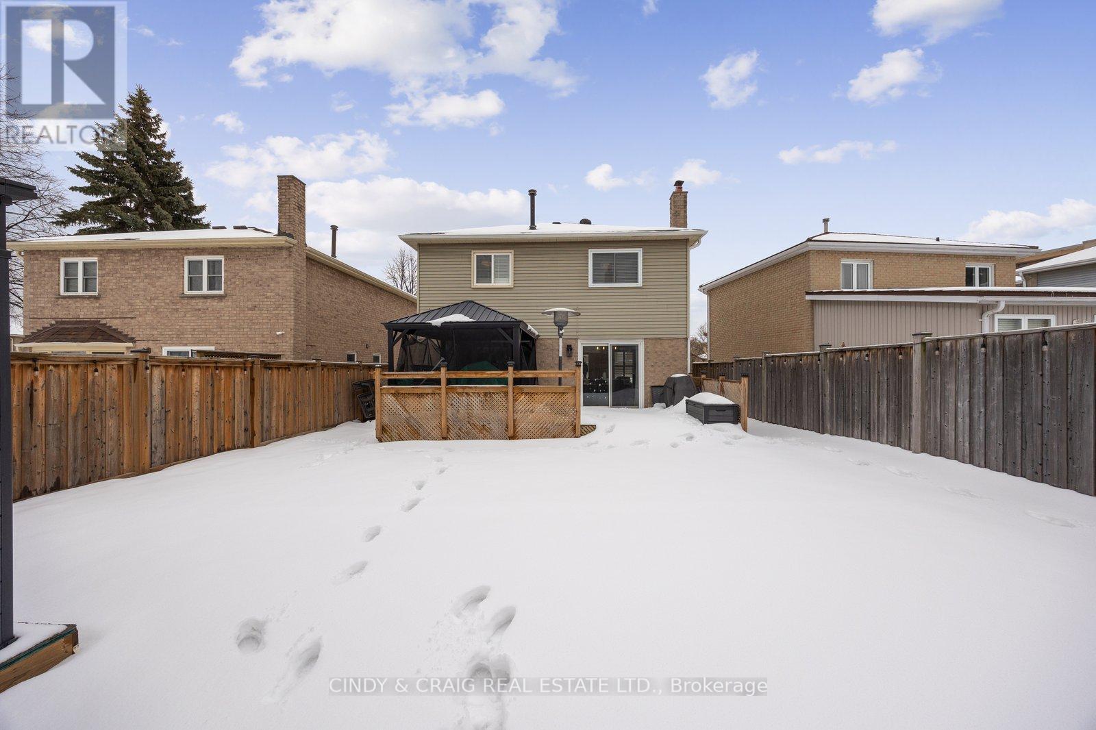 107 Hemingford Place, Whitby, Ontario  L1R 1G2 - Photo 17 - E12805070