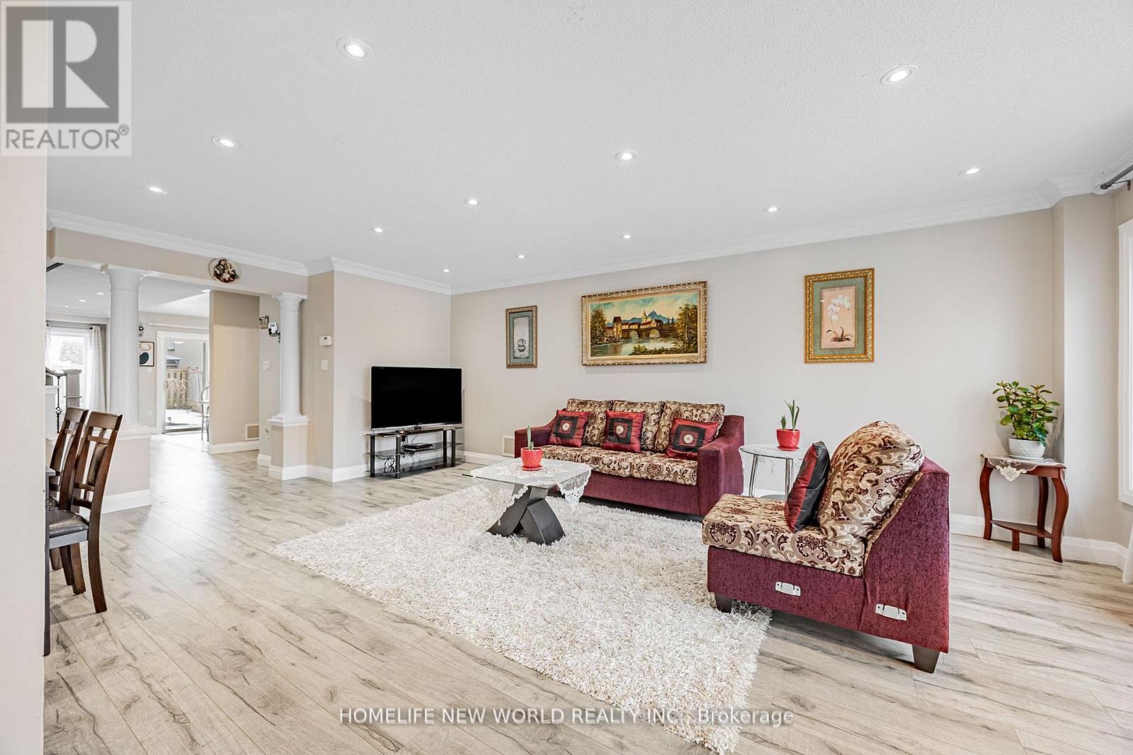 7 Batt Crescent S, Ajax, Ontario  L1T 4M2 - Photo 4 - E12805130