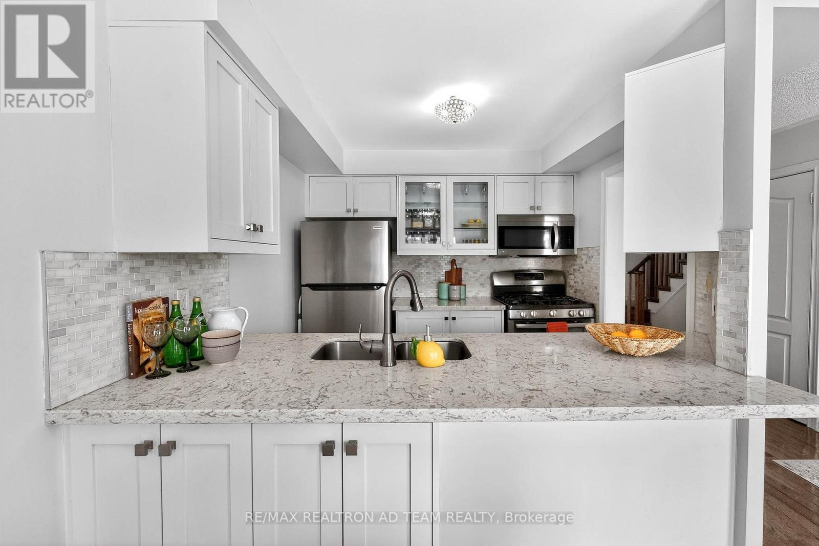 81 Smales Drive, Ajax, Ontario  L1Z 1G6 - Photo 12 - E12805202