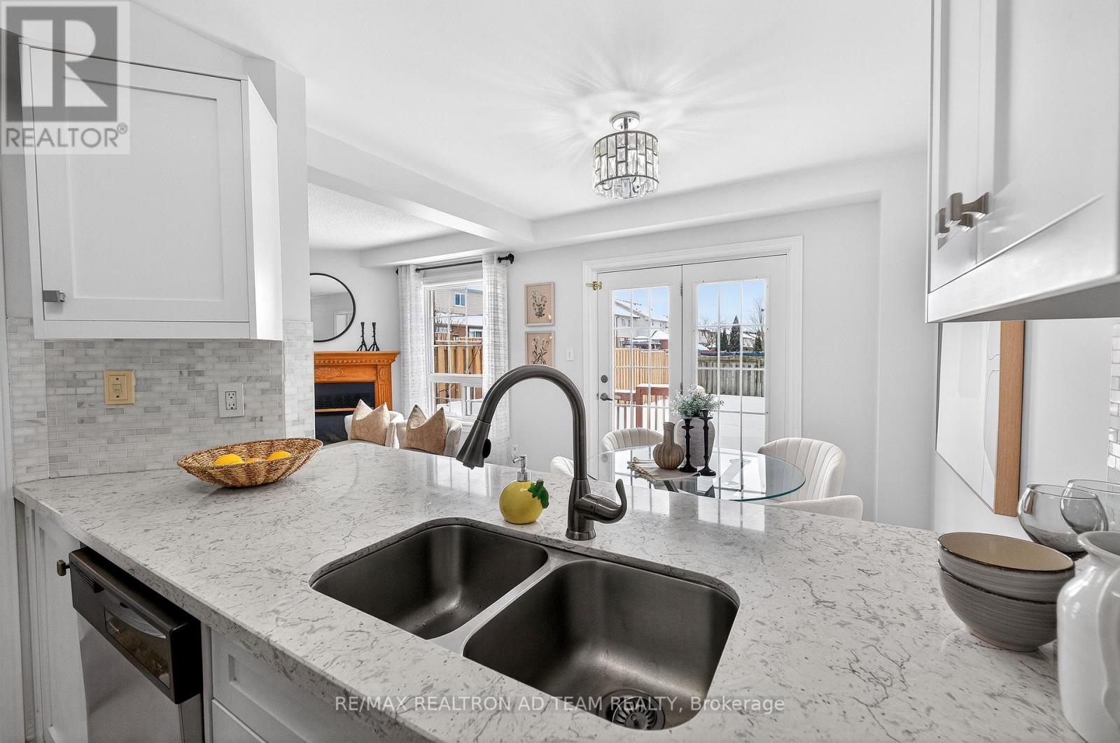 81 Smales Drive, Ajax, Ontario  L1Z 1G6 - Photo 14 - E12805202