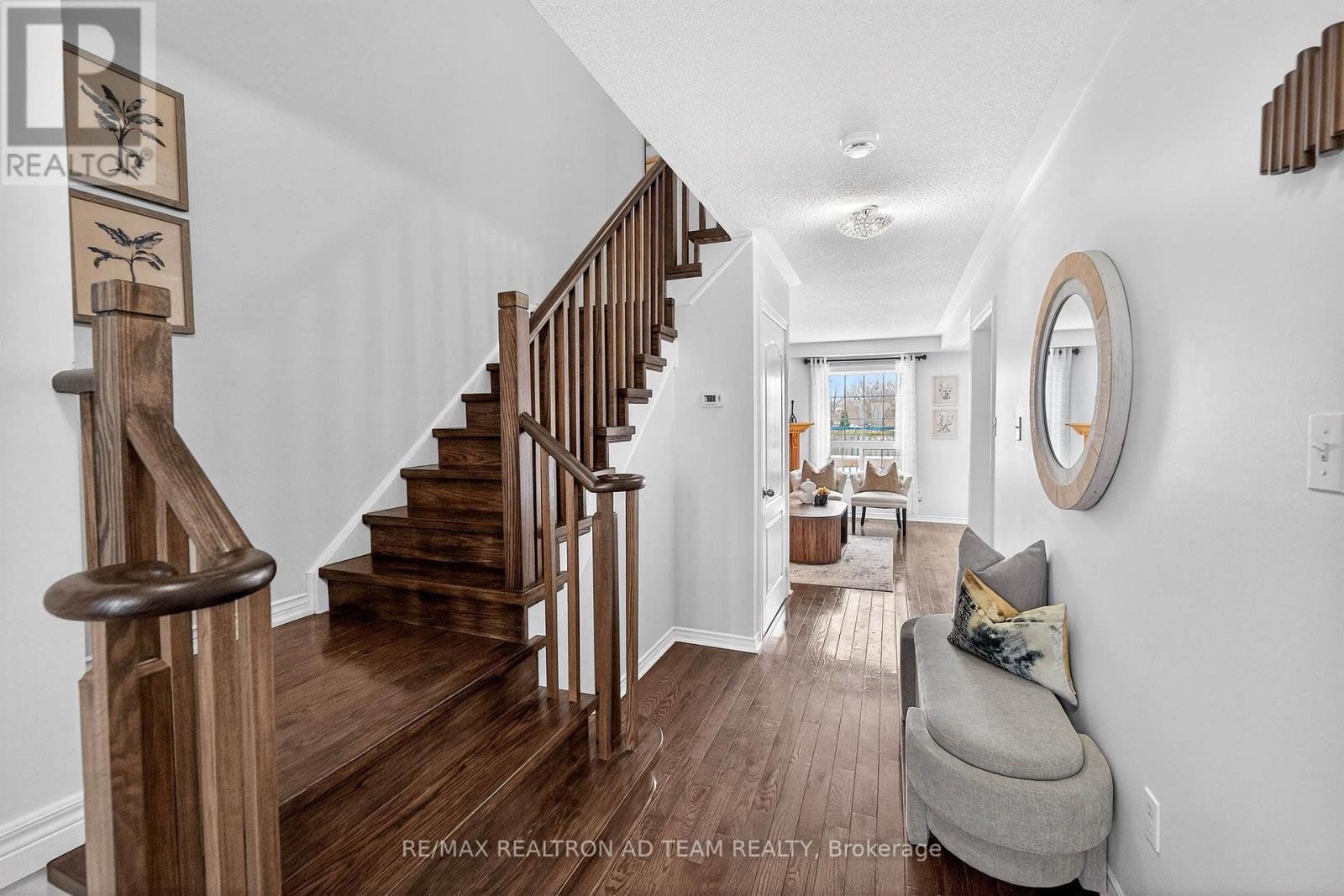 81 Smales Drive, Ajax, Ontario  L1Z 1G6 - Photo 5 - E12805202