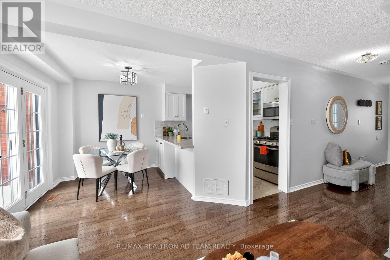 81 Smales Drive, Ajax, Ontario  L1Z 1G6 - Photo 8 - E12805202