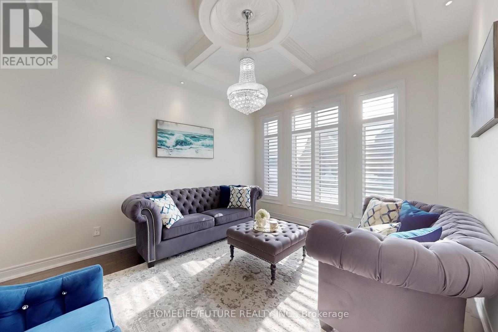 44 Micklefield Avenue, Whitby, Ontario  L1P 0C4 - Photo 4 - E12805230