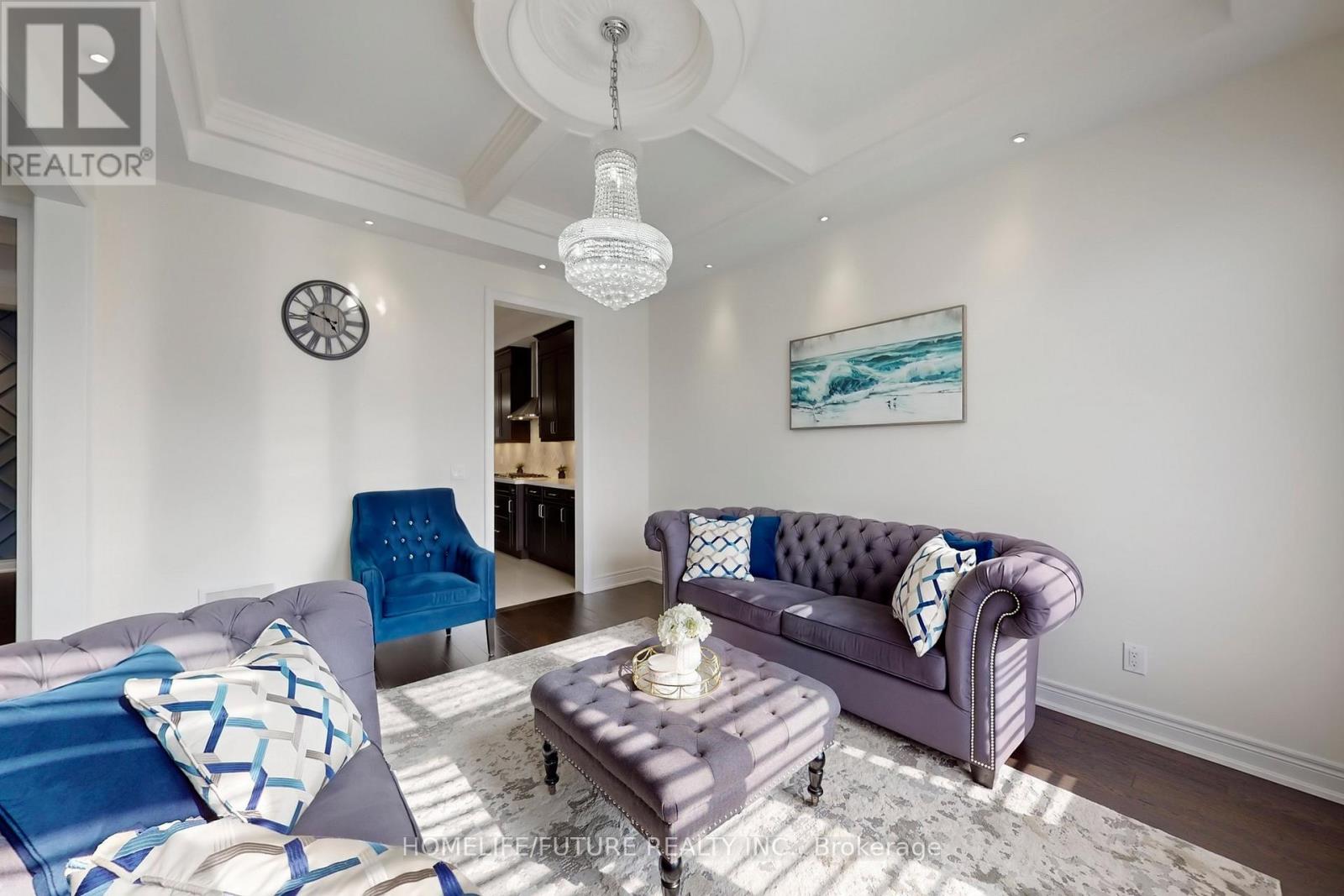 44 Micklefield Avenue, Whitby, Ontario  L1P 0C4 - Photo 6 - E12805230