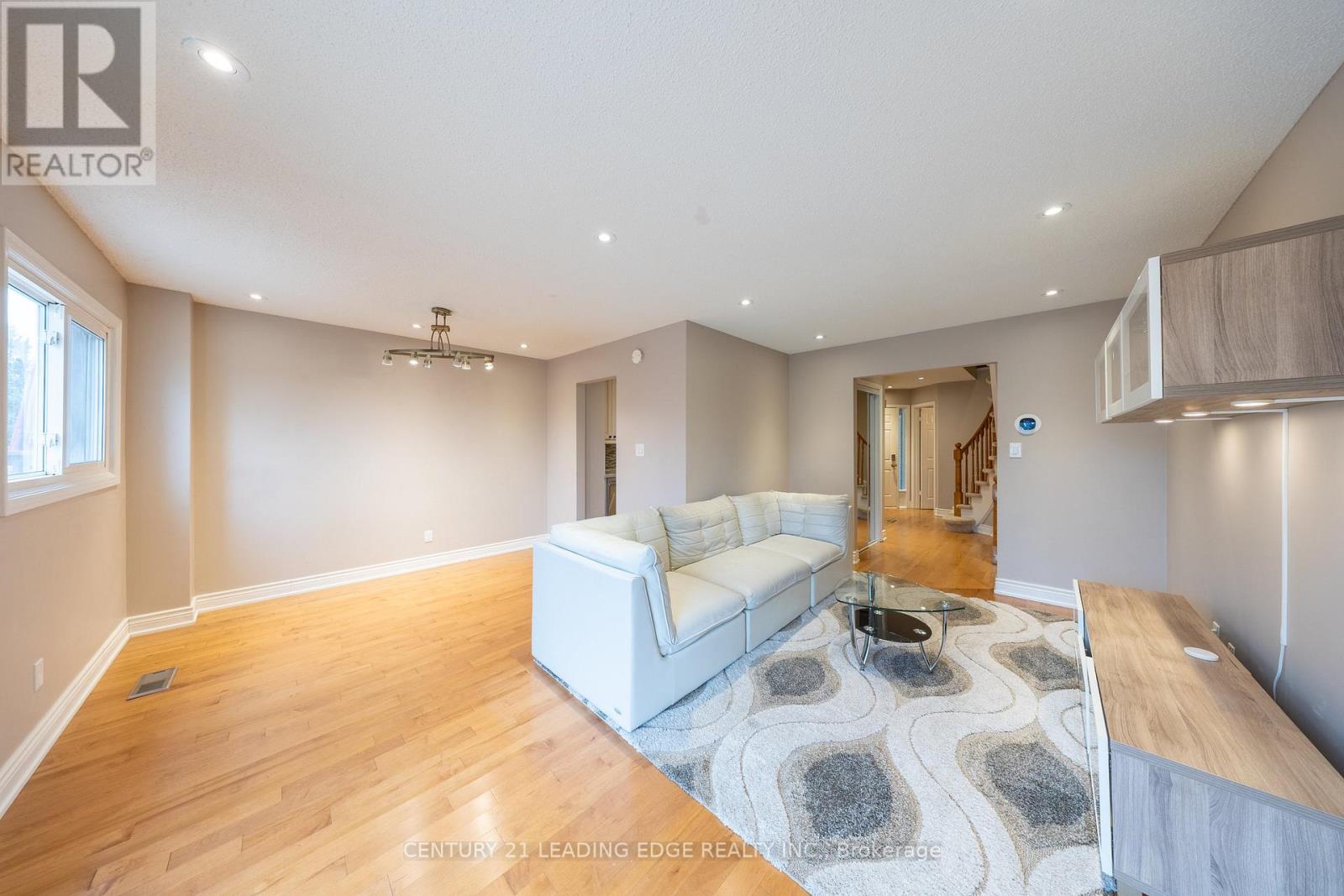 84 New Seabury Drive, Vaughan, Ontario  L4K 2B8 - Photo 14 - N12804980