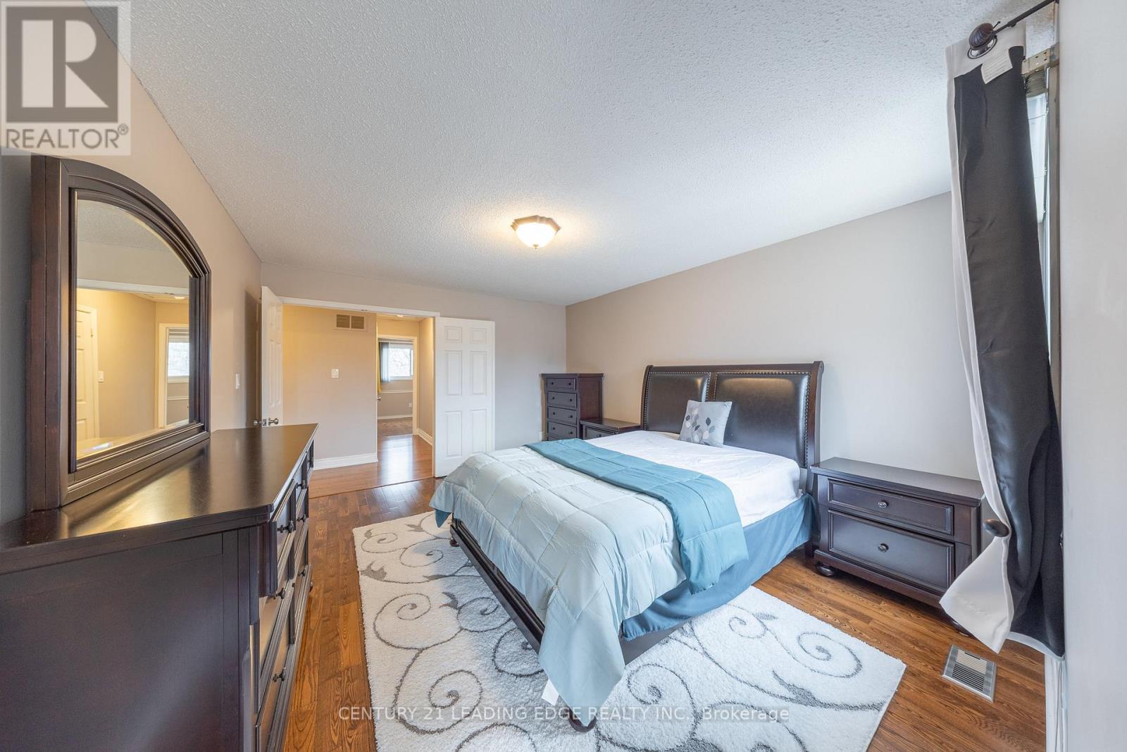 84 New Seabury Drive, Vaughan, Ontario  L4K 2B8 - Photo 19 - N12804980