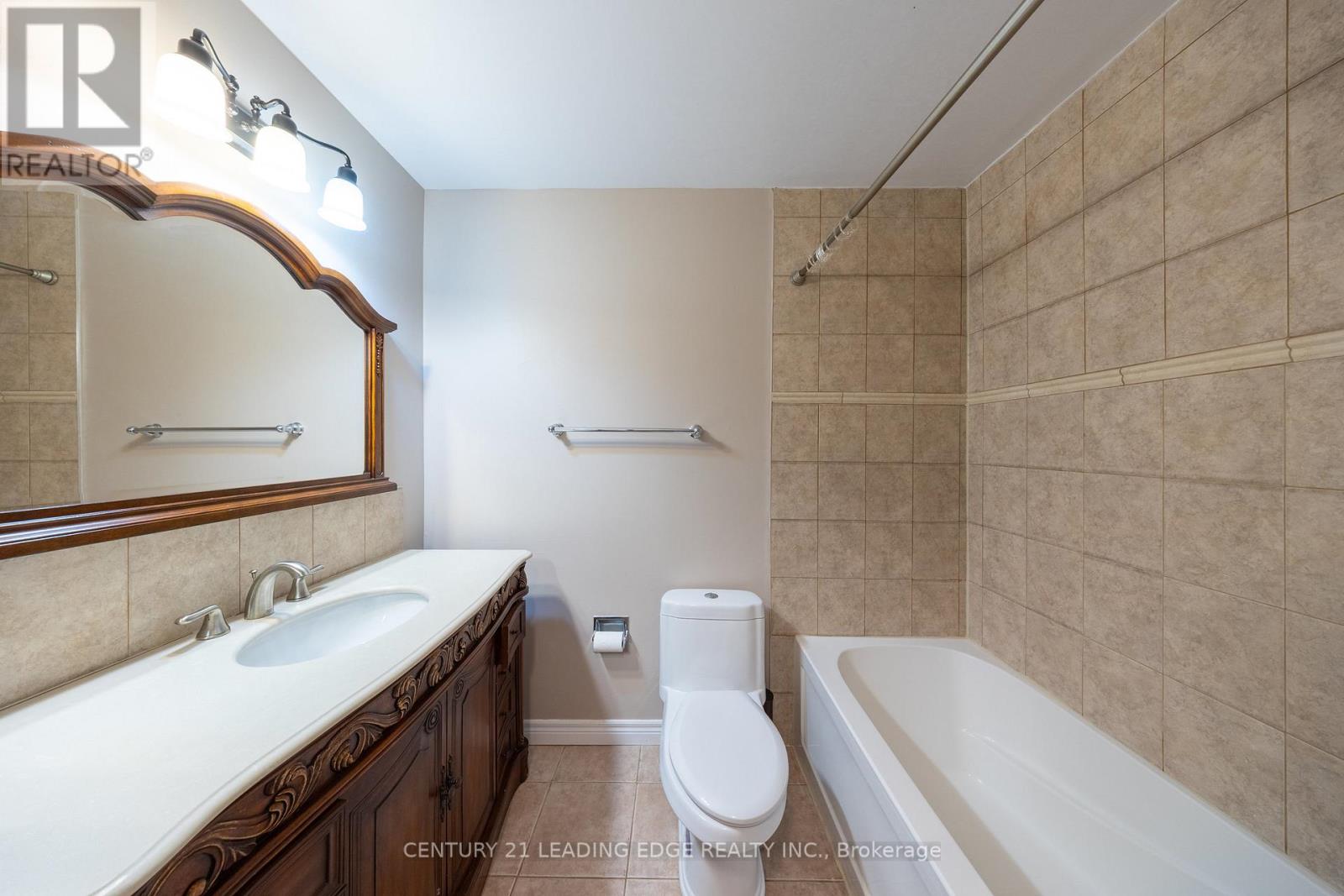 84 New Seabury Drive, Vaughan, Ontario  L4K 2B8 - Photo 25 - N12804980