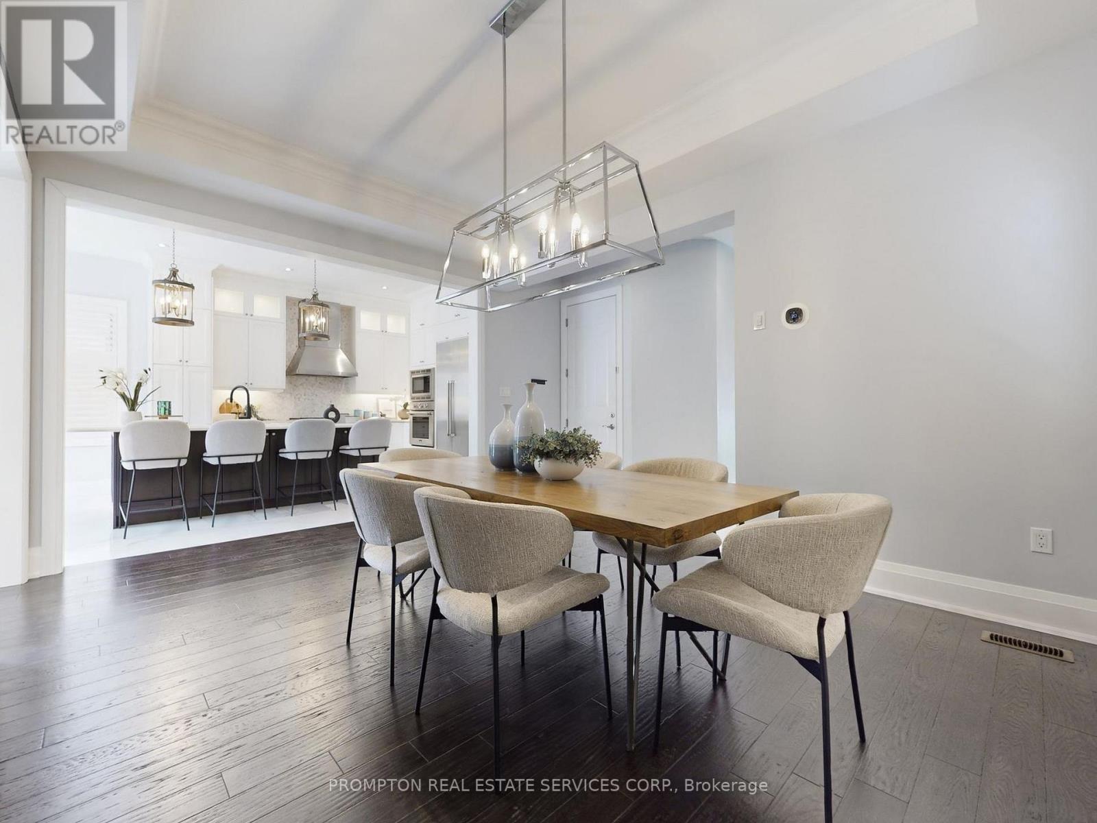 39 Giardina Crescent, Richmond Hill, Ontario  L4B 0G1 - Photo 3 - N12804994