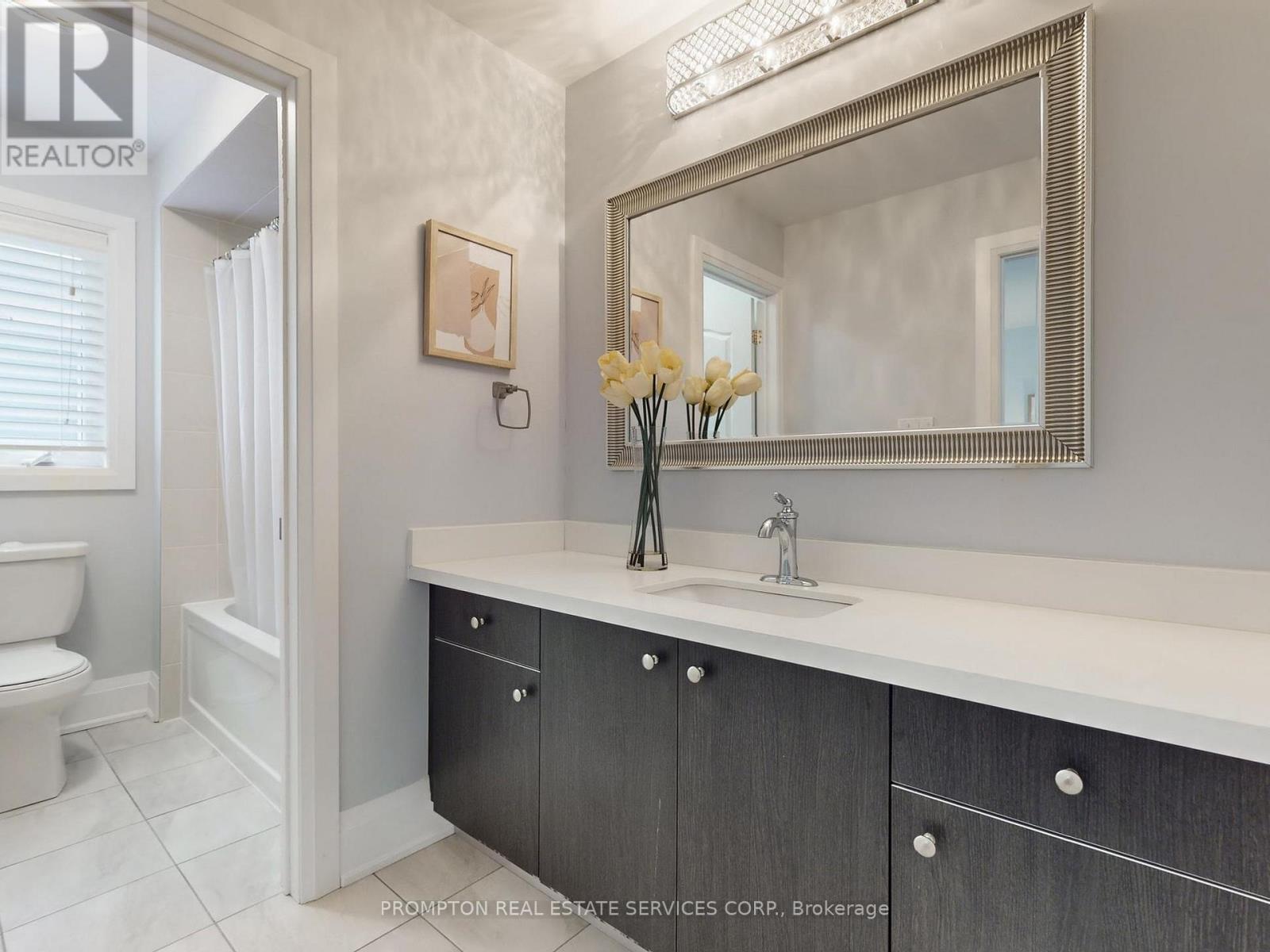 39 Giardina Crescent, Richmond Hill, Ontario  L4B 0G1 - Photo 45 - N12804994