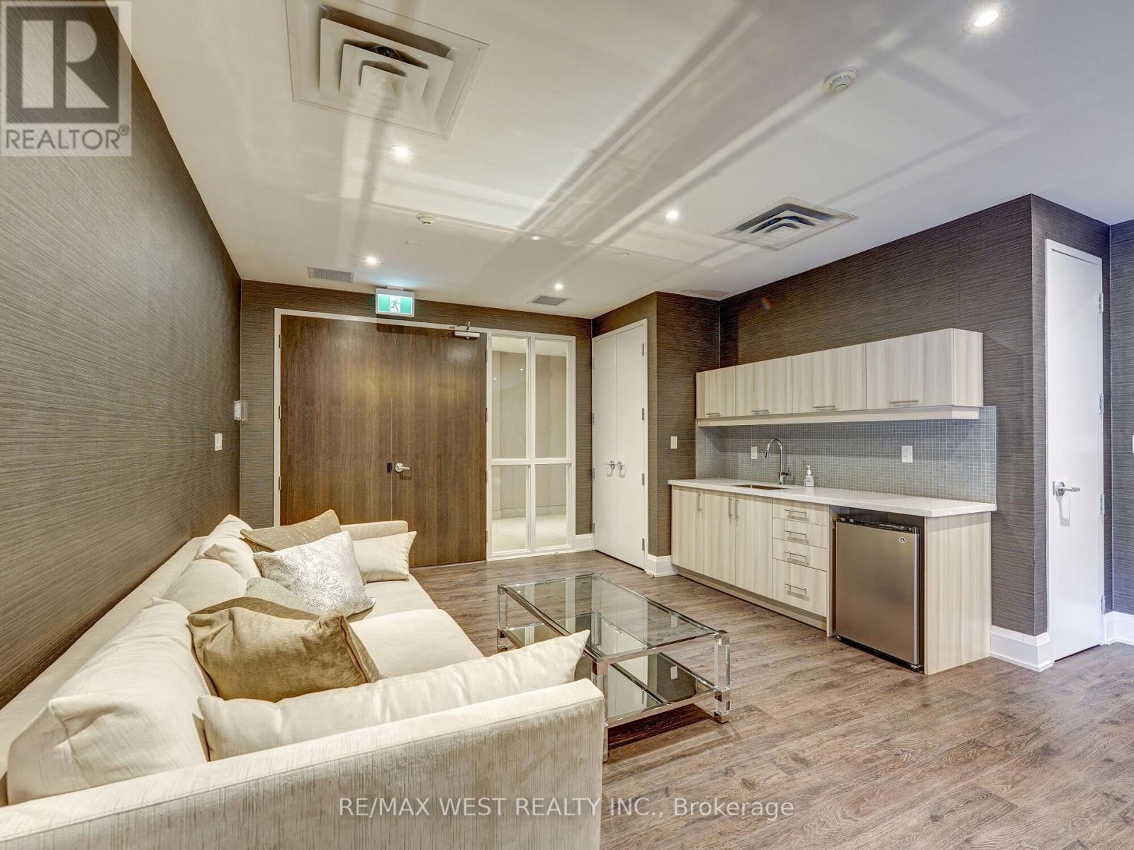 503 - 15277 Yonge Street, Aurora, Ontario  L4G 1Y3 - Photo 39 - N12805018