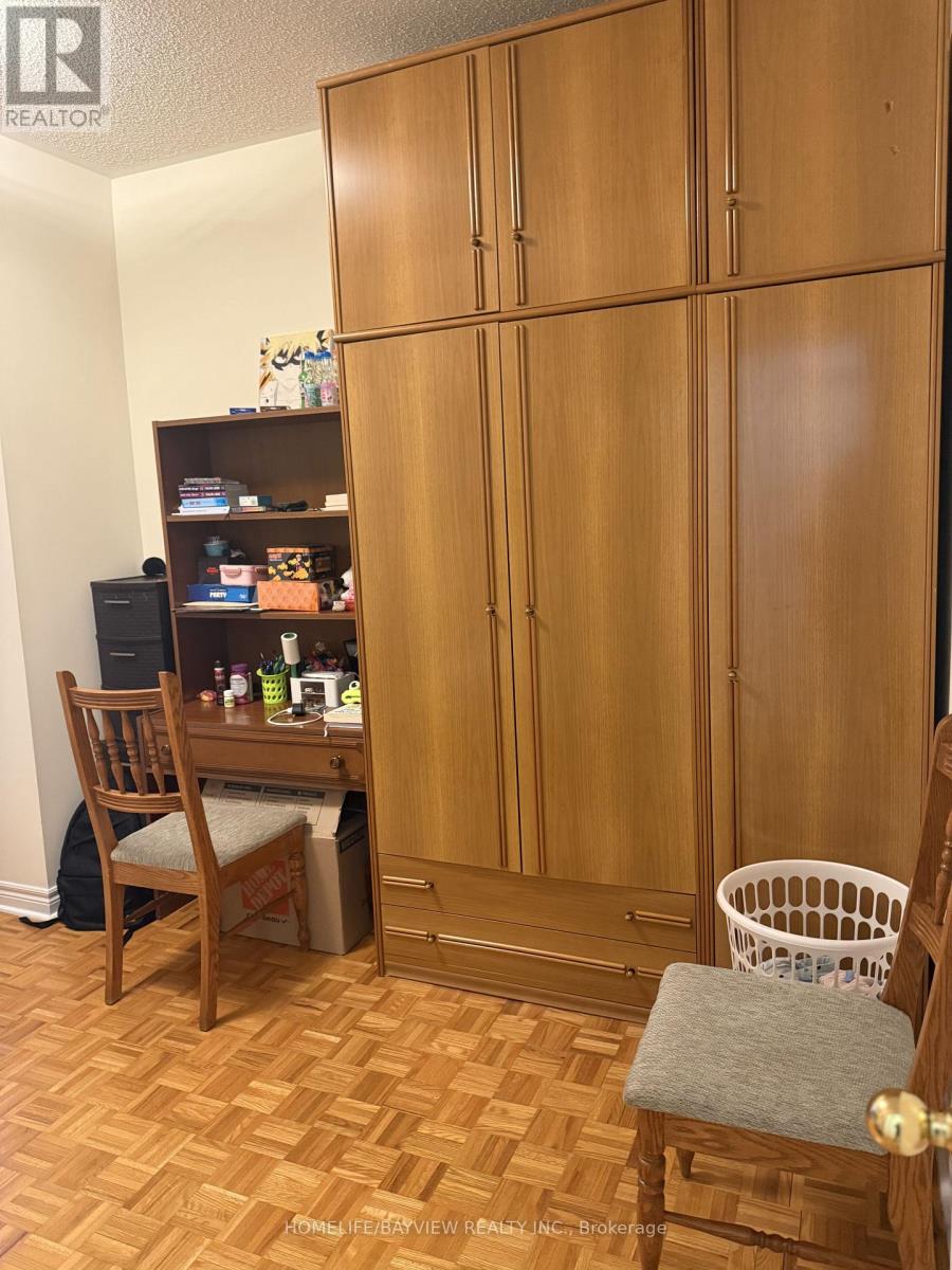 32 Villandry Crescent, Vaughan (Maple), Ontario  L6A 2R1 - Photo 13 - N12805080