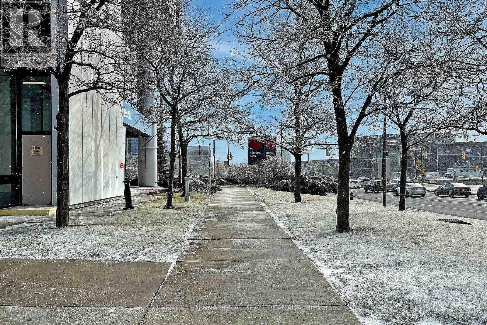 303 - 500 Highway 7 E, Richmond Hill, Ontario  L4B 1J1 - Photo 3 - N12805084