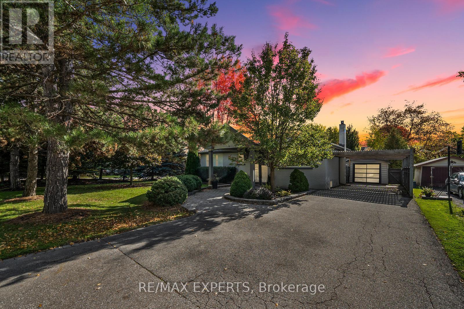 9 FARIS AVENUE, King, Ontario