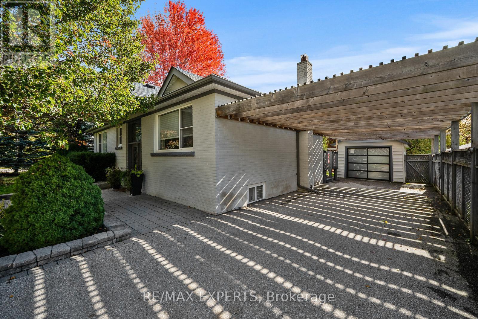 9 Faris Avenue, King, Ontario  L0G 1N0 - Photo 5 - N12805228