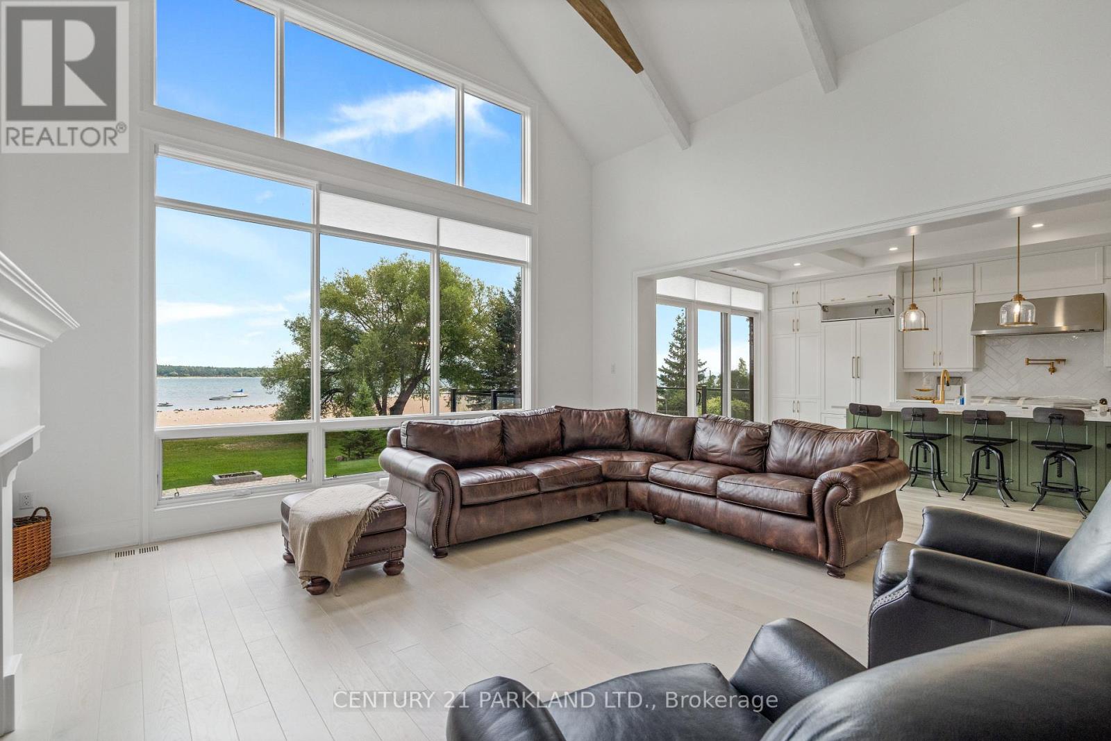 326 Tiny Beaches Road S, Tiny, Ontario  L0L 2J0 - Photo 4 - S12805036