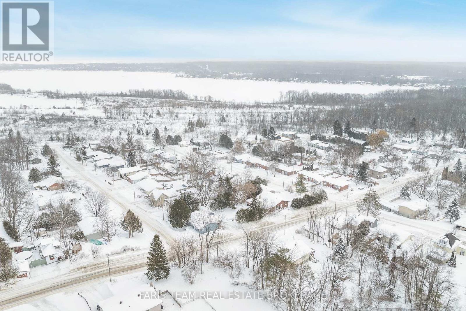 510 Mary Street, Tay, Ontario  L0K 1R0 - Photo 35 - S12805044