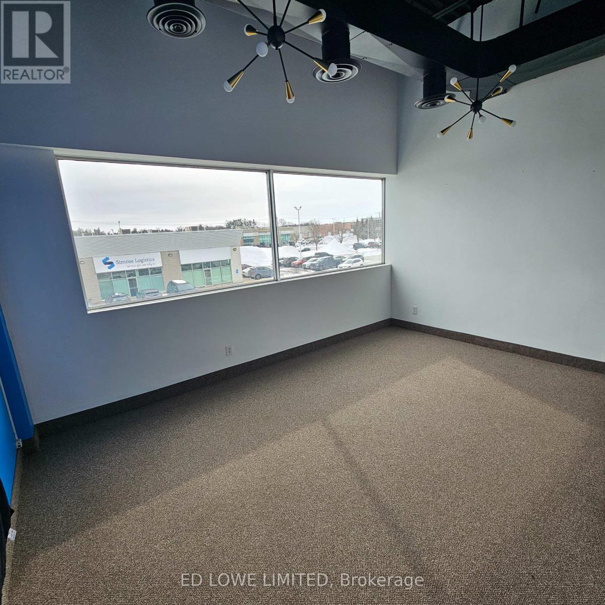 P - 576 Bryne Drive, Barrie, Ontario  L4N 9P6 - Photo 7 - S12805150