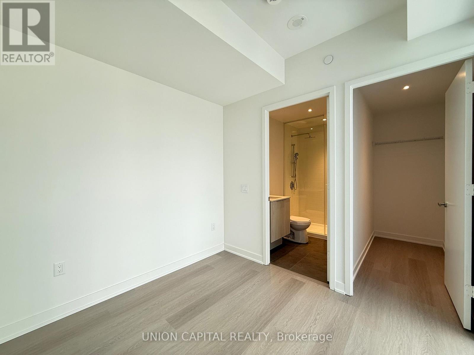 511 - 448 Burnhamthorpe Road W, Mississauga, Ontario  L5B 0R4 - Photo 18 - W12805040