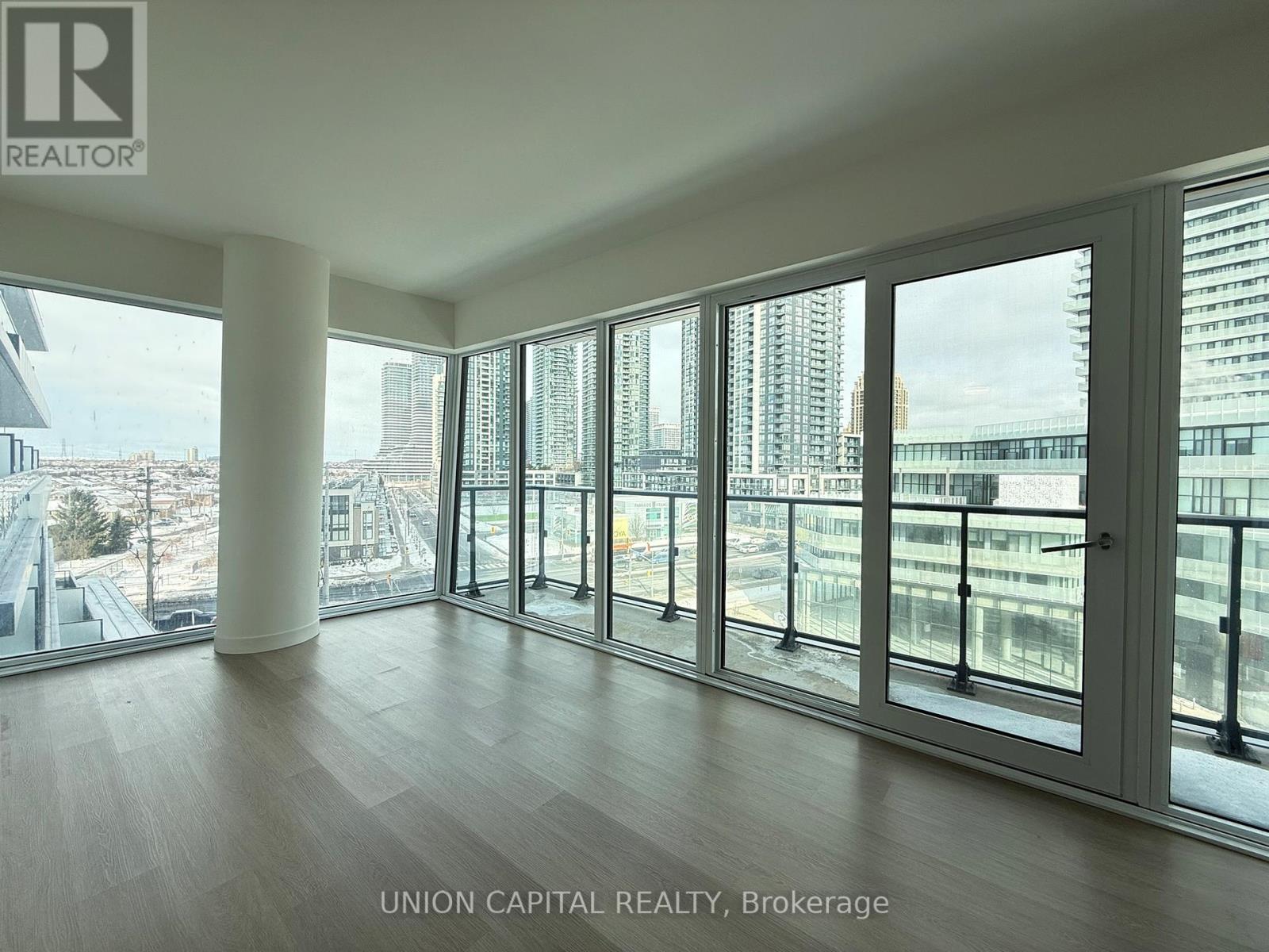 511 - 448 Burnhamthorpe Road W, Mississauga, Ontario  L5B 0R4 - Photo 9 - W12805040