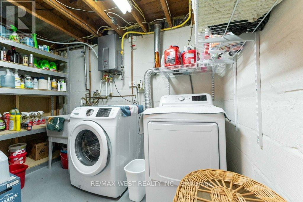 5 Glenn Murray Drive, Toronto, Ontario  M8Y 3H2 - Photo 23 - W12805046