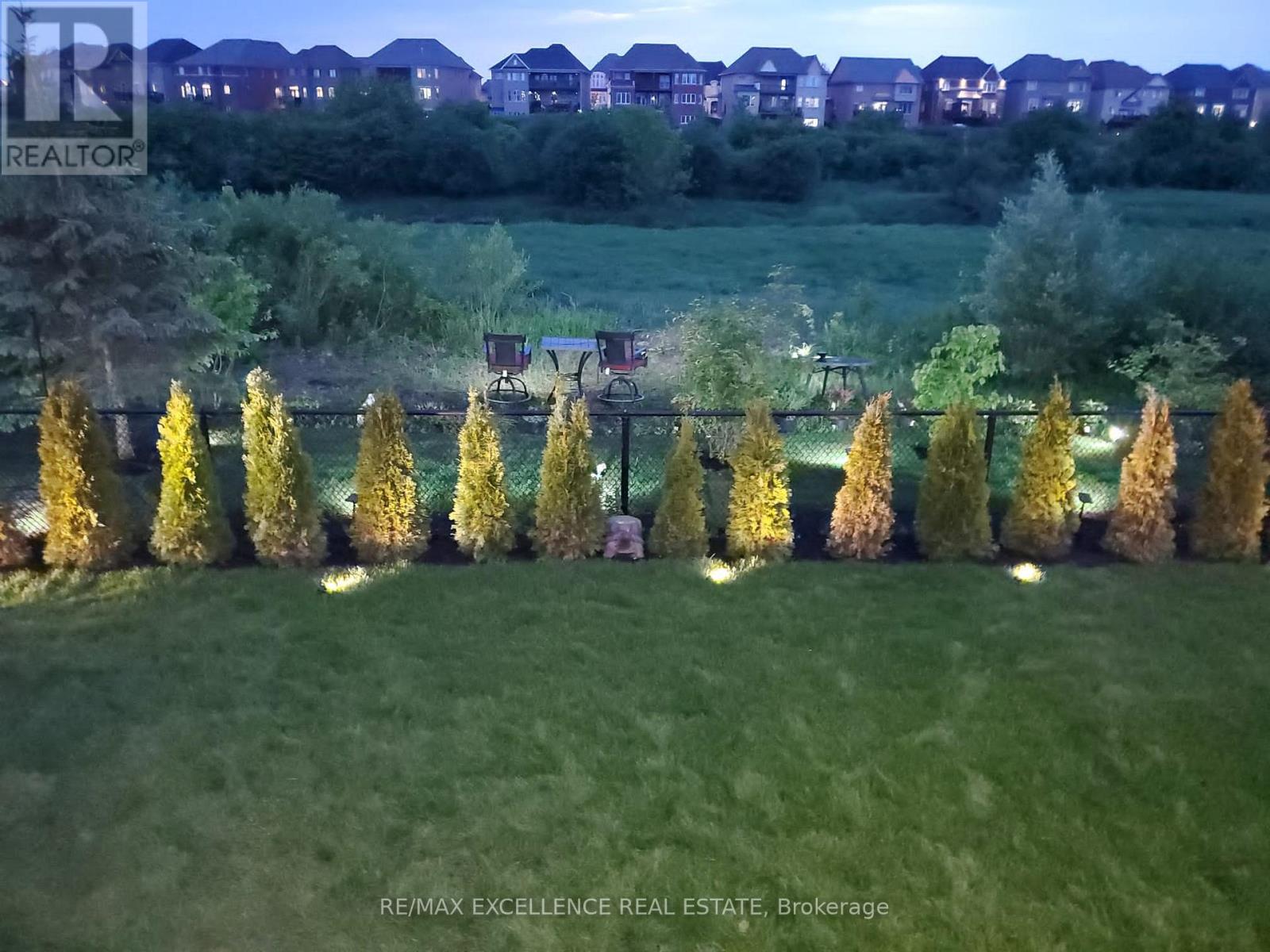 28 Midsummer Drive, Brampton, Ontario  L6P 3E5 - Photo 18 - W12805052