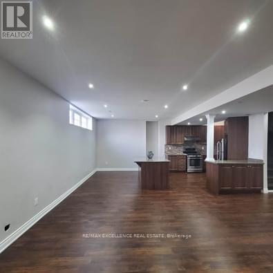 28 Midsummer Drive, Brampton, Ontario  L6P 3E5 - Photo 6 - W12805052