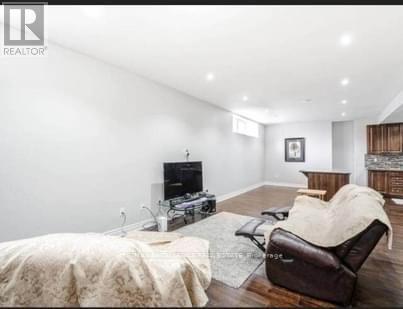 28 Midsummer Drive, Brampton, Ontario  L6P 3E5 - Photo 9 - W12805052