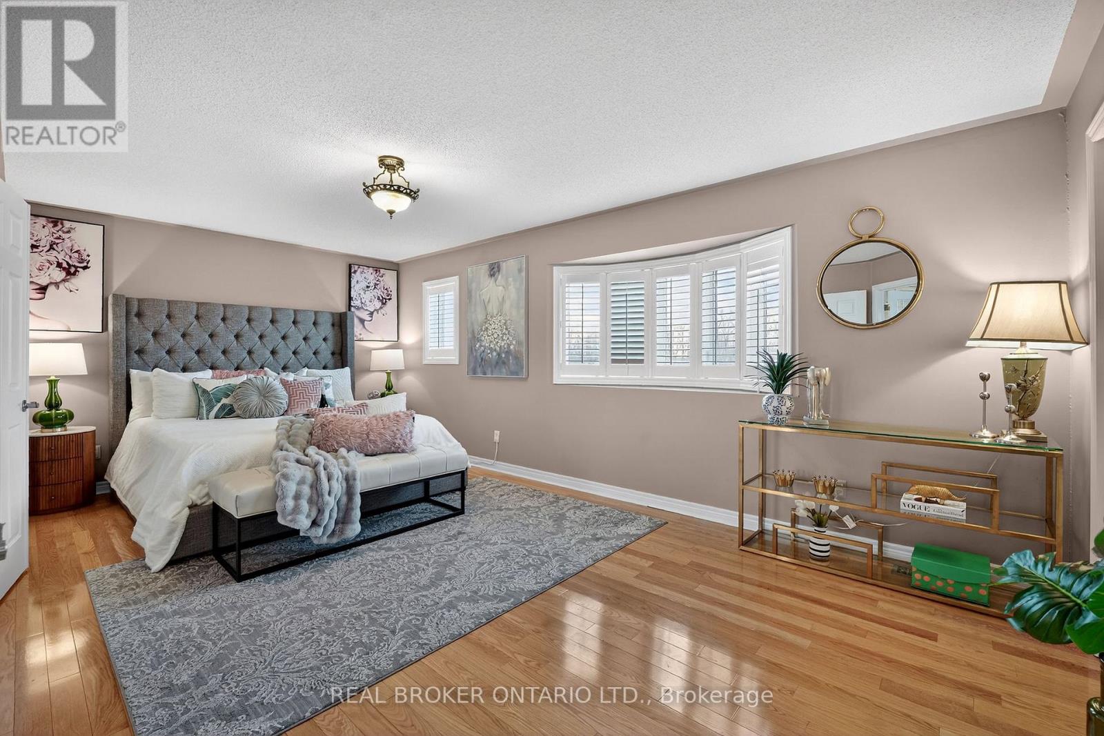 39 Pinebrook Circle, Caledon, Ontario  L7C 1C4 - Photo 17 - W12805062