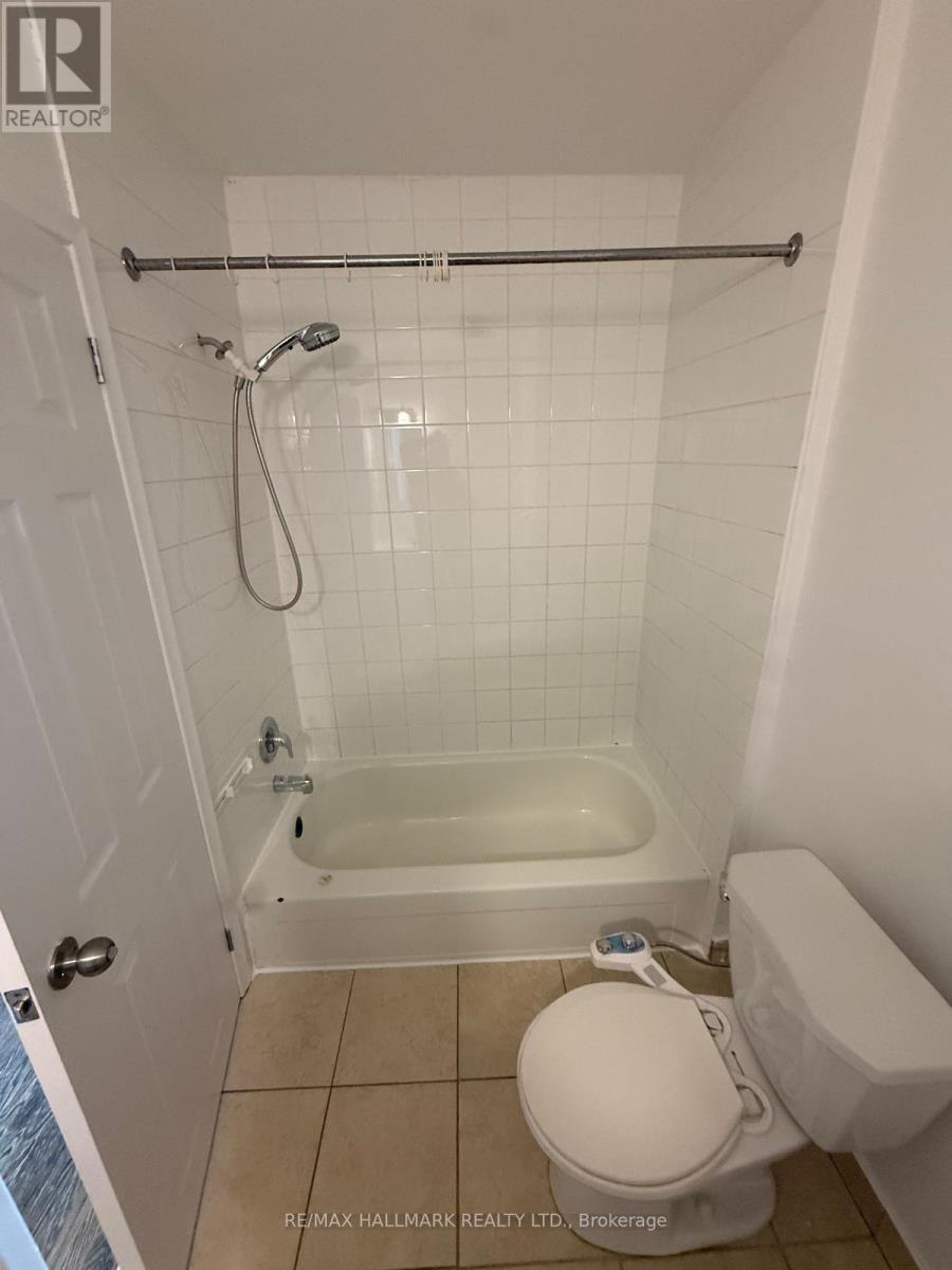 2153A WESTON ROAD, Toronto, Ontario