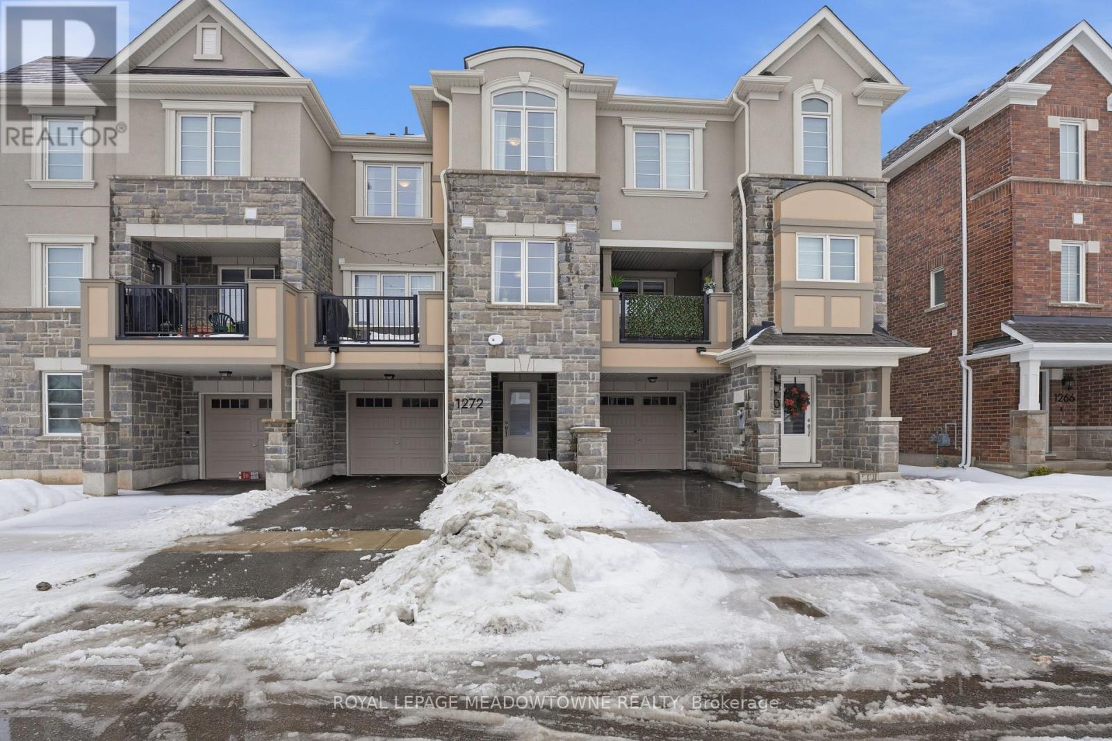 1272 Wintergreen Place, Milton, Ontario  L9E 1S4 - Photo 2 - W12805068