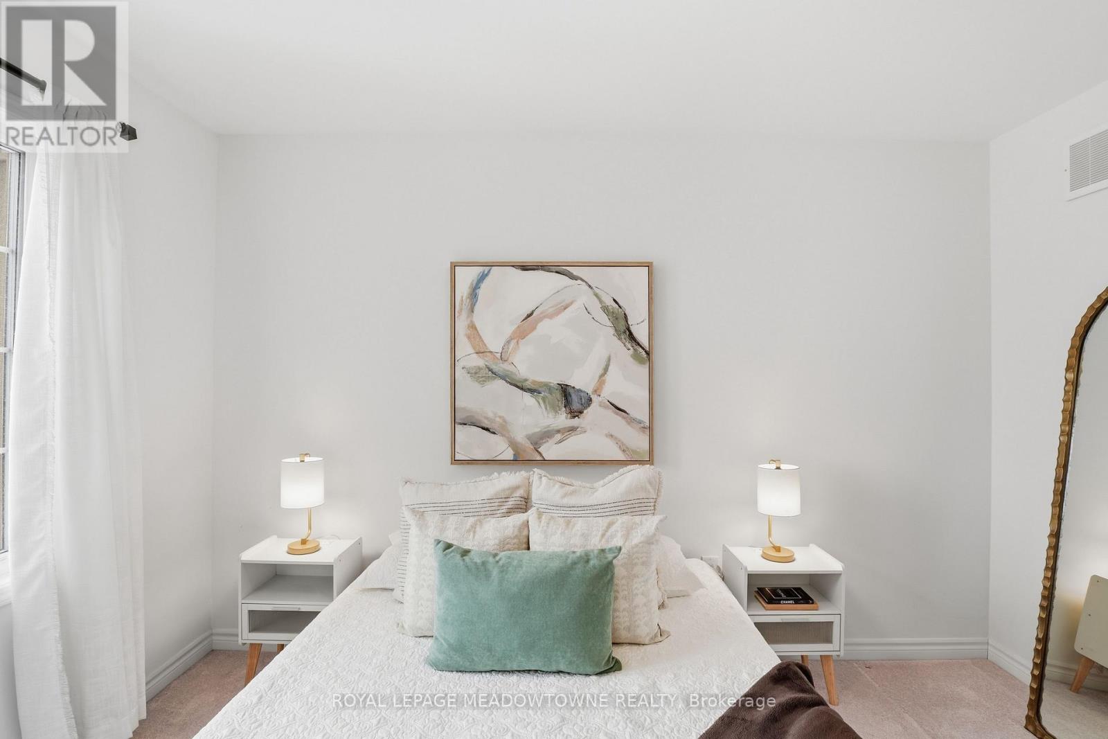 1272 Wintergreen Place, Milton, Ontario  L9E 1S4 - Photo 26 - W12805068